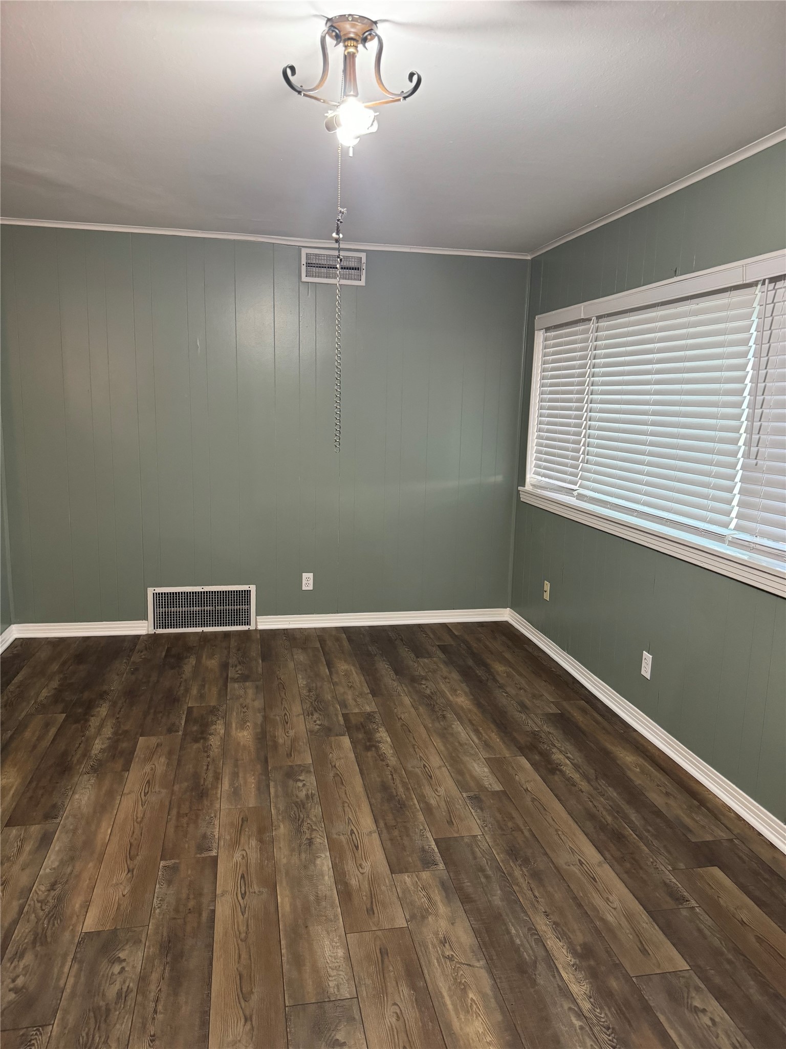 1406 Country Club Road