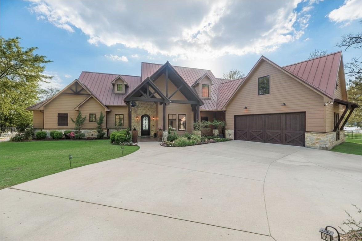 146 SE County Road 2230k