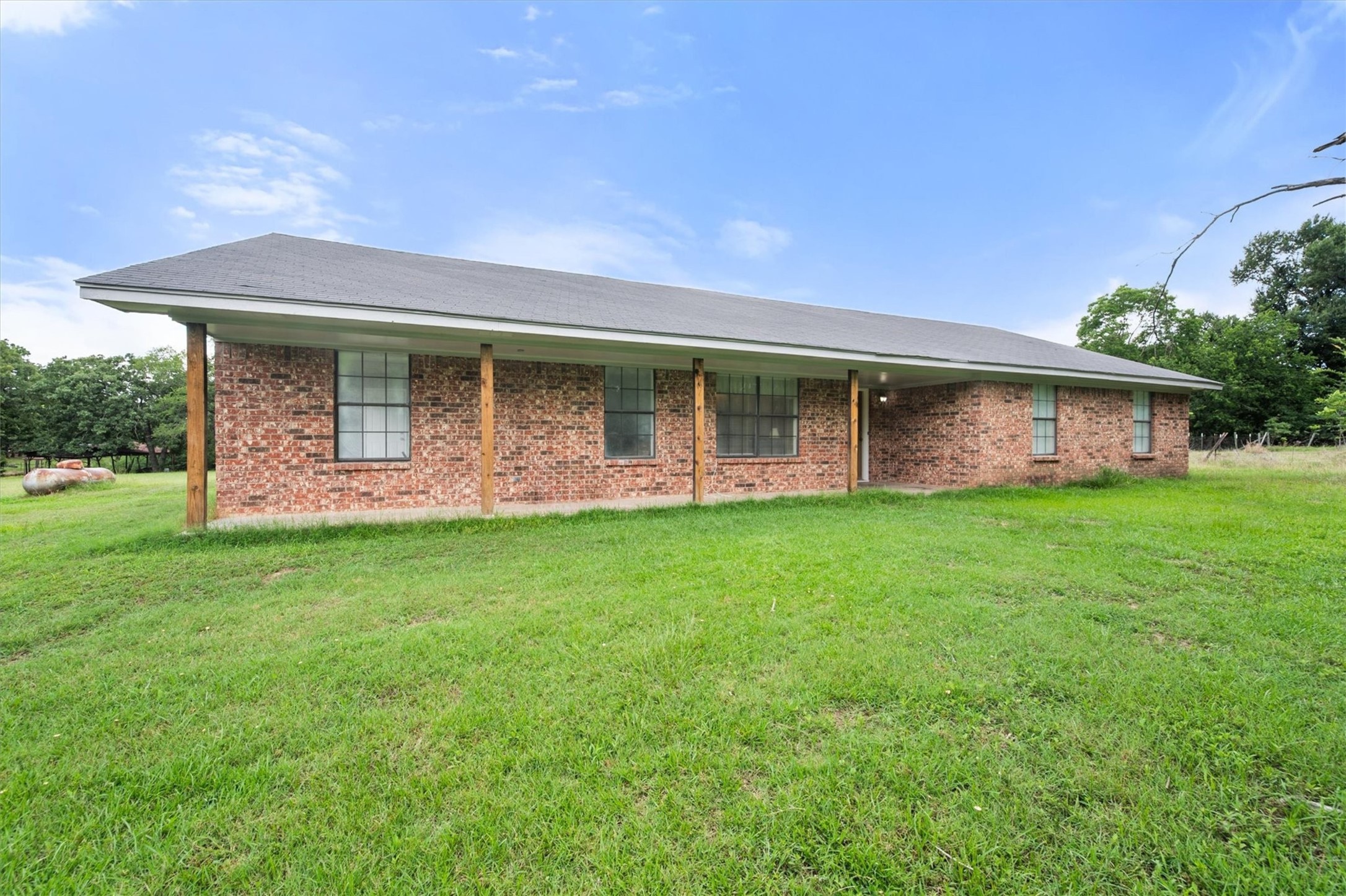 1706 SE County Road 2230