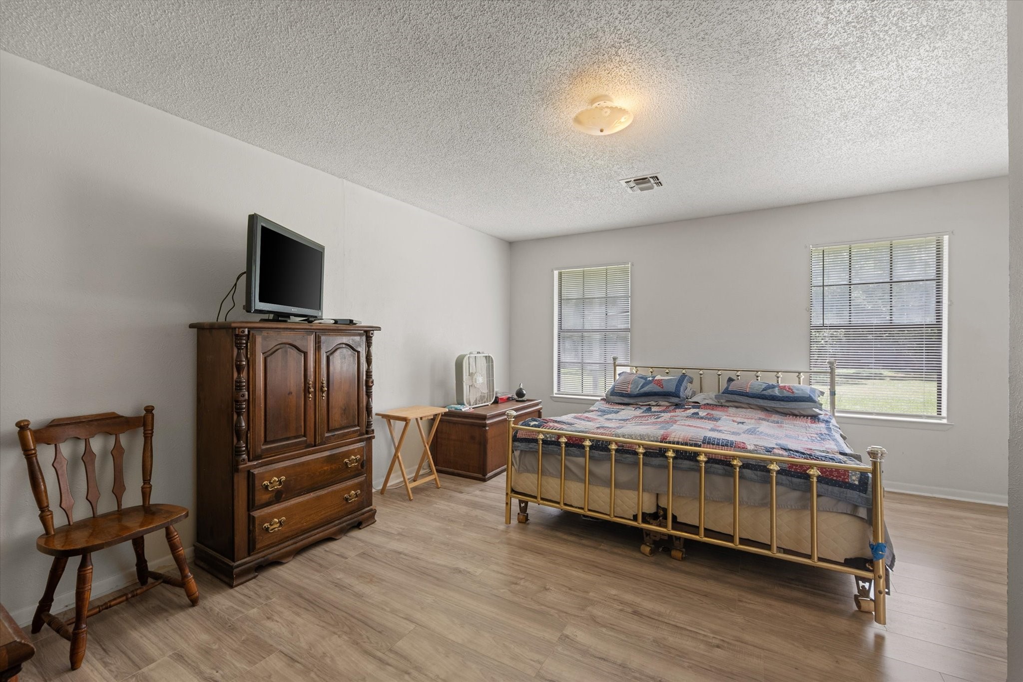 1706 SE County Road 2230