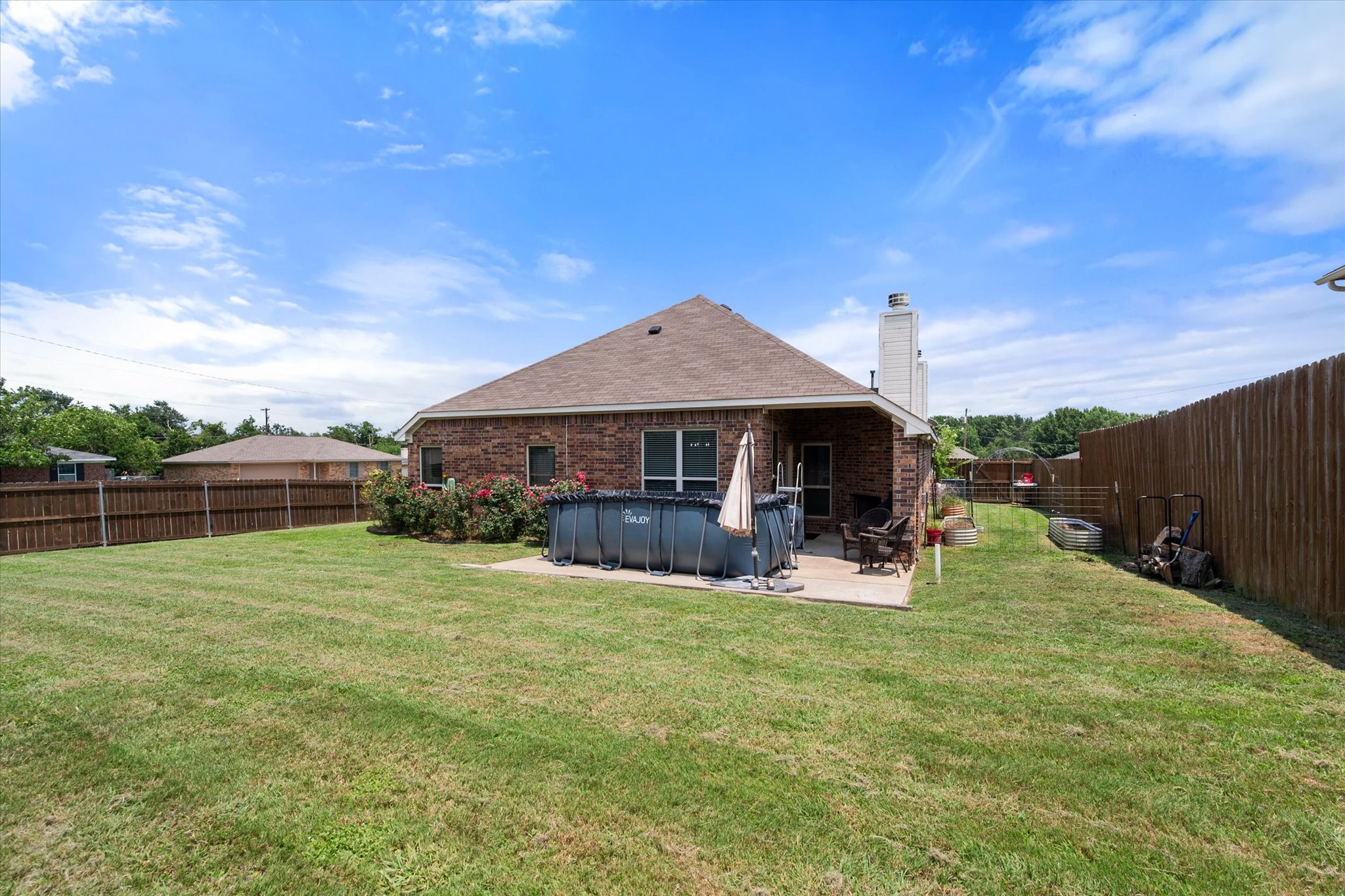 1815 Clearbrook Lane