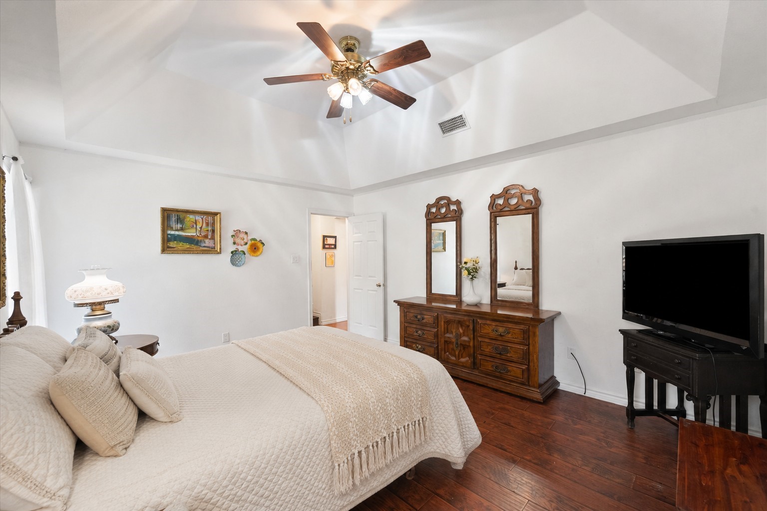 280 Shadow Oaks Drive