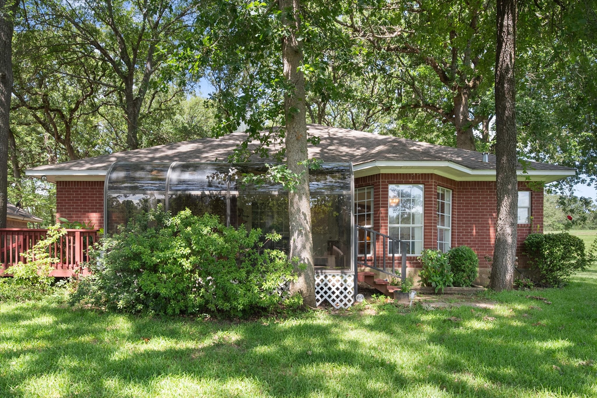 280 Shadow Oaks Drive