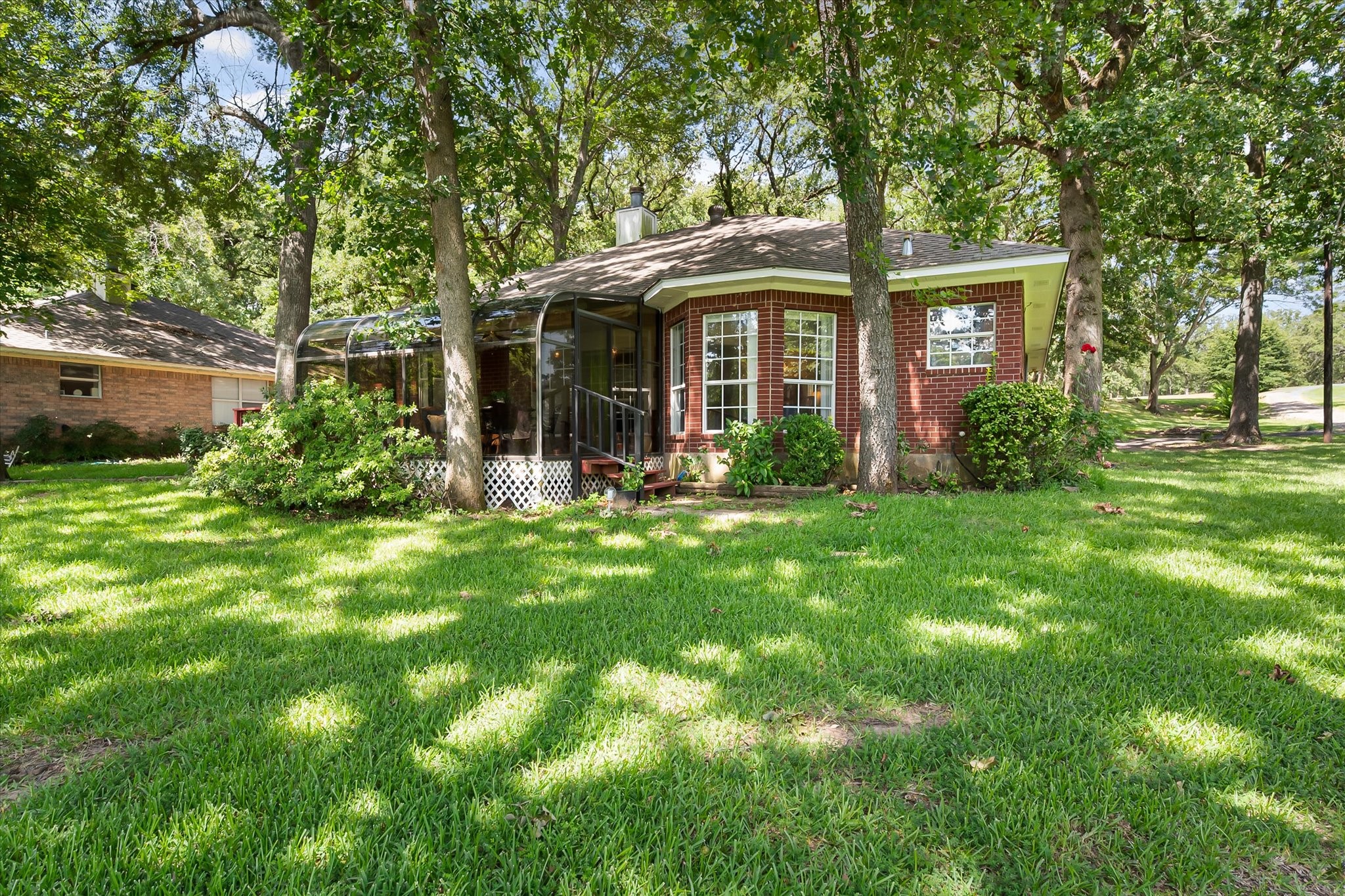 280 Shadow Oaks Drive