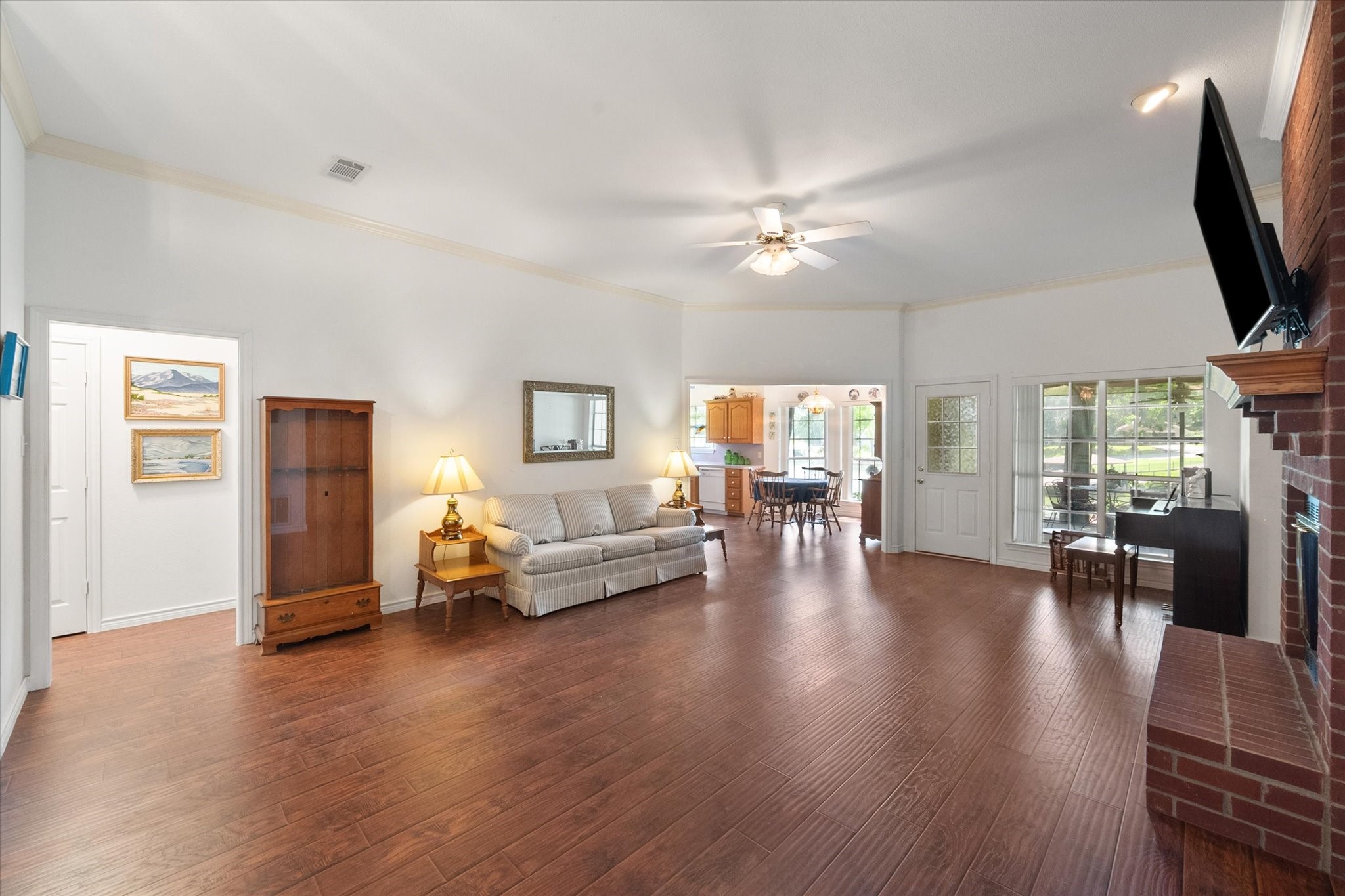 280 Shadow Oaks Drive