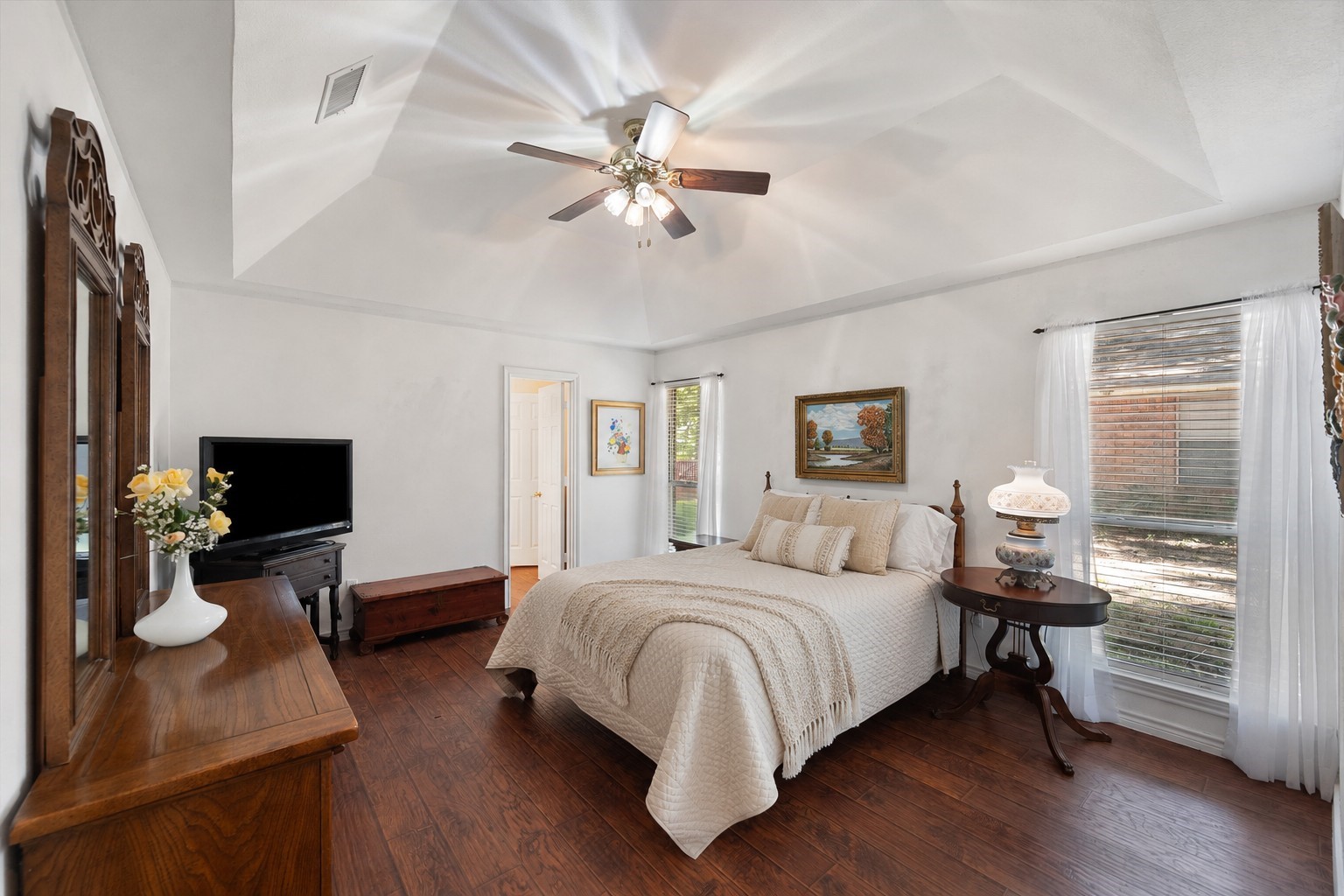 280 Shadow Oaks Drive