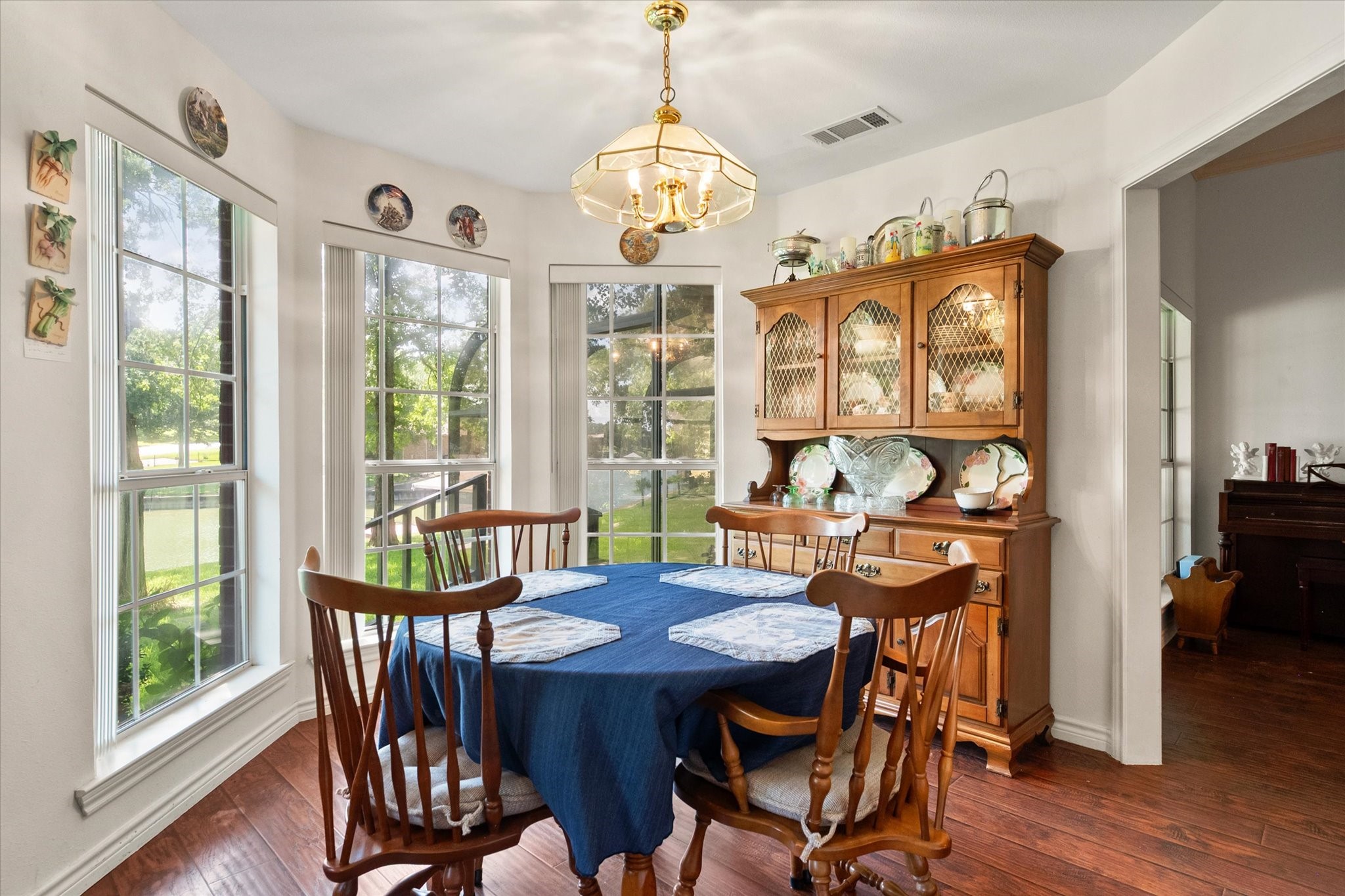 280 Shadow Oaks Drive