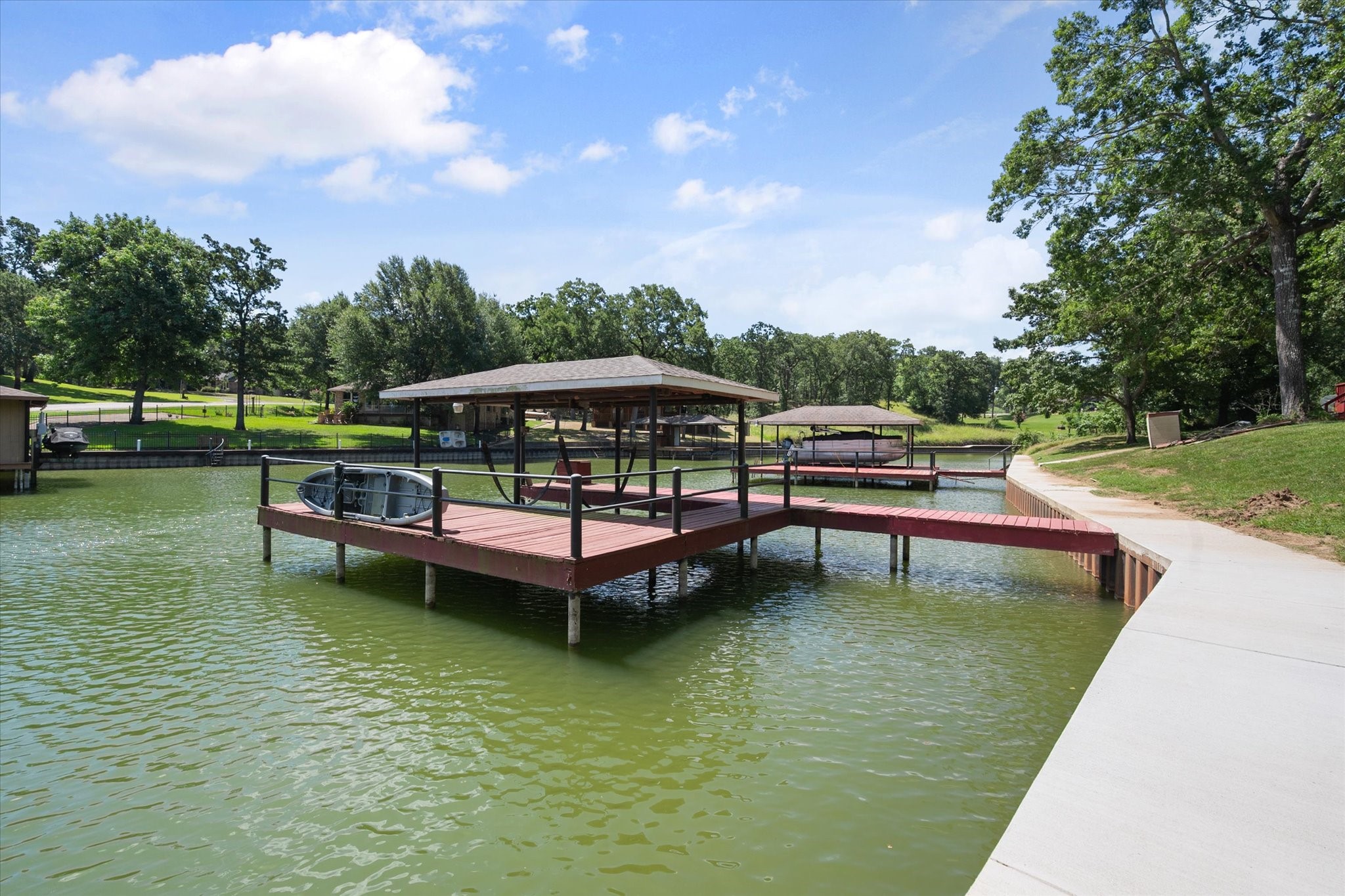 280 Shadow Oaks Drive