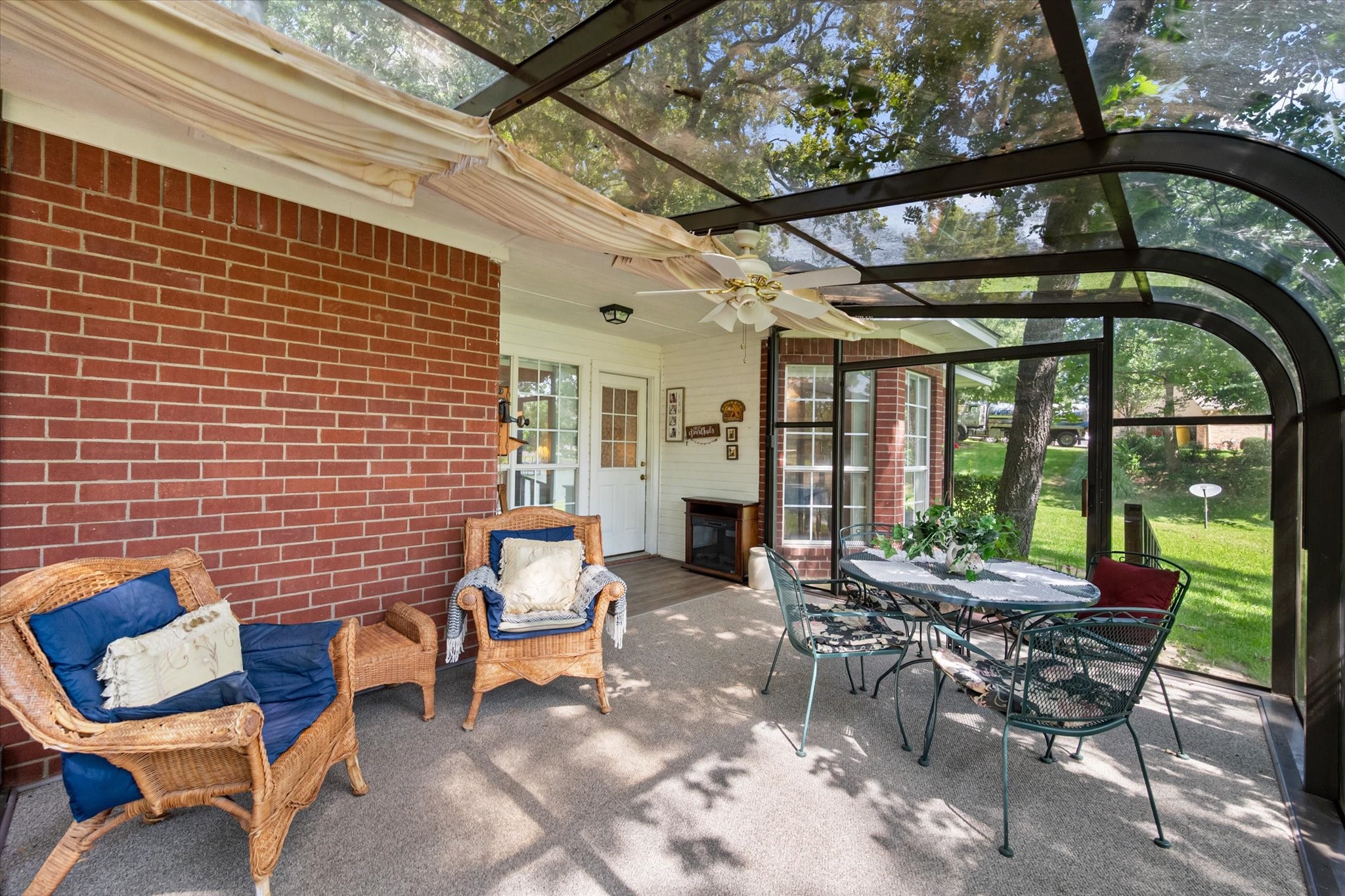 280 Shadow Oaks Drive