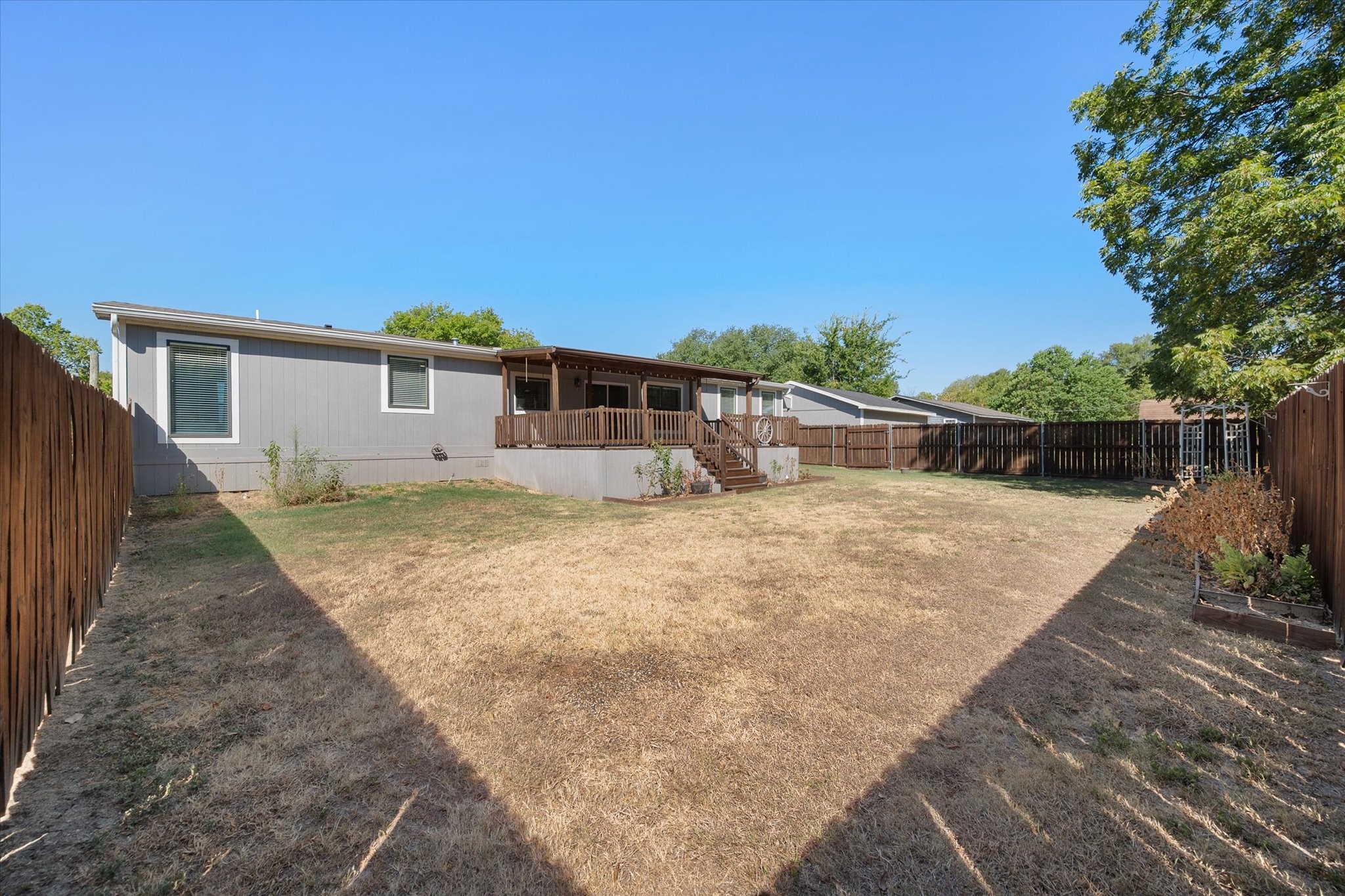 716 N Wright Avenue