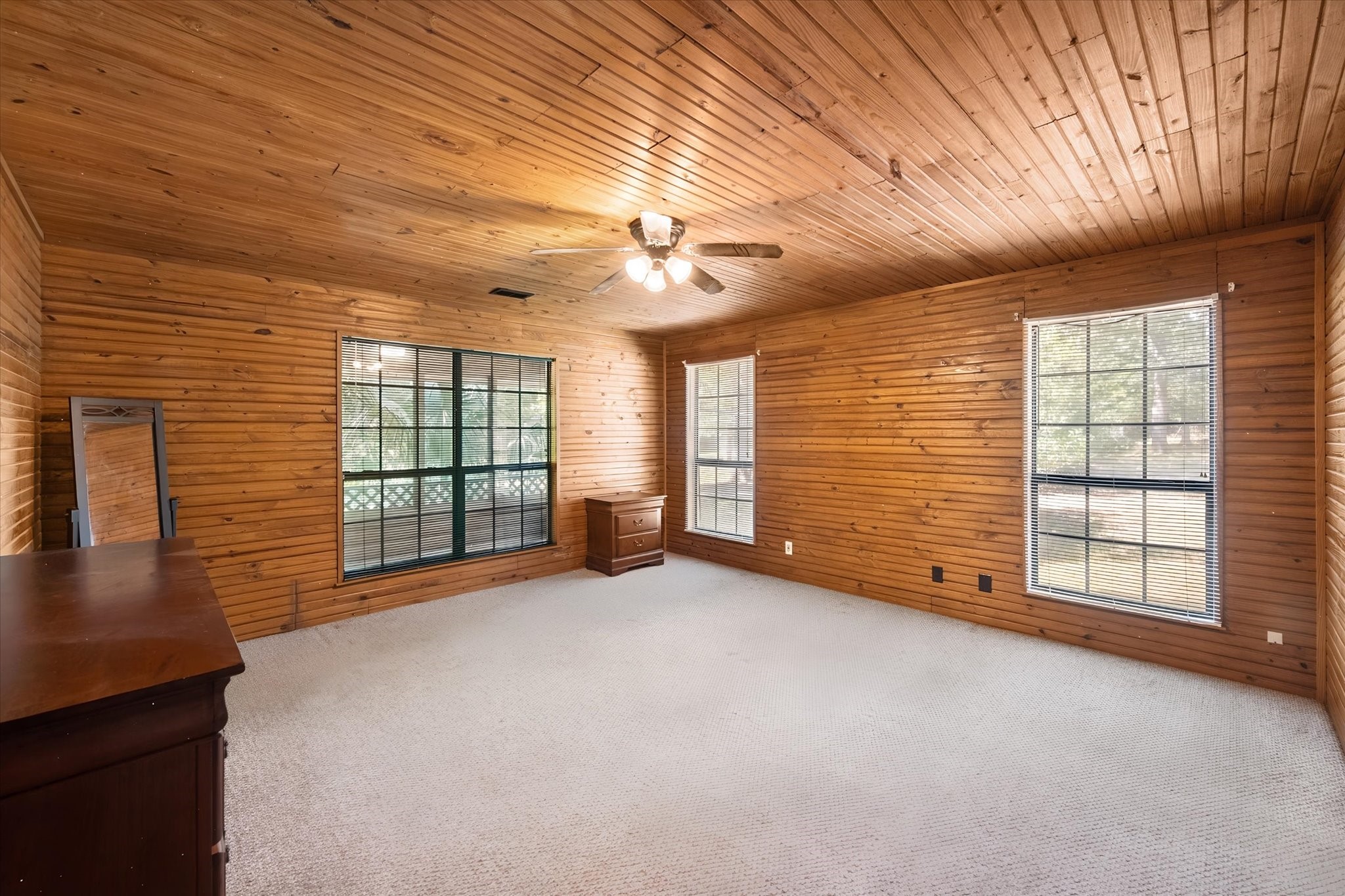 5035 Loper Circle