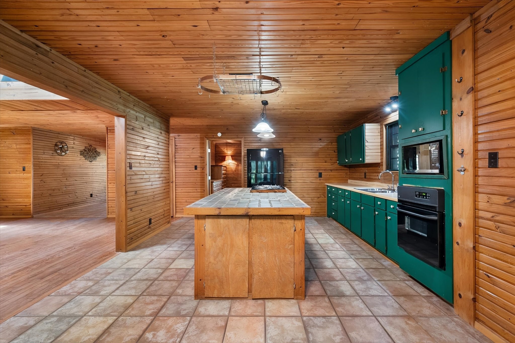 5035 Loper Circle