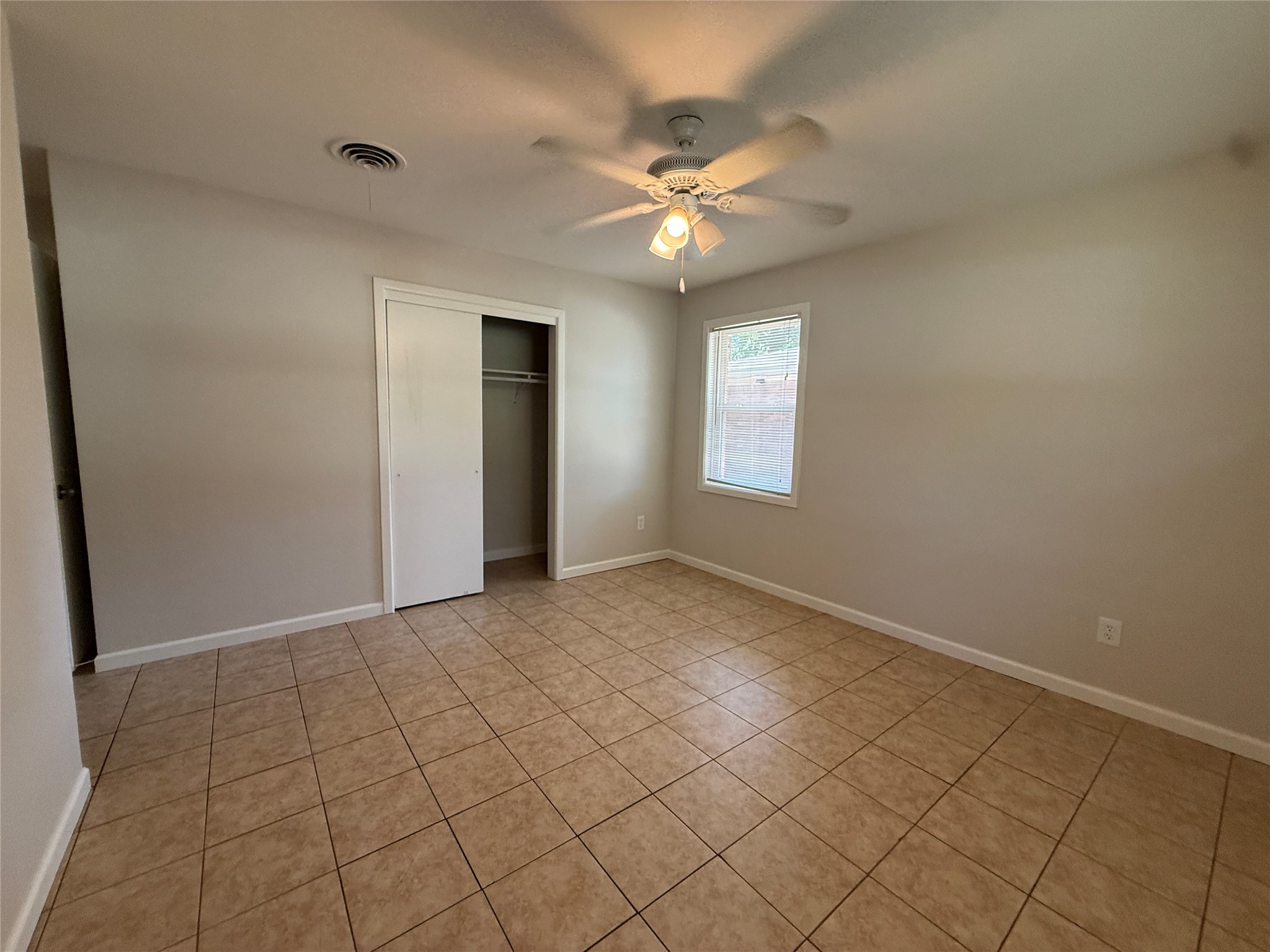 1915 Fairfax Drive