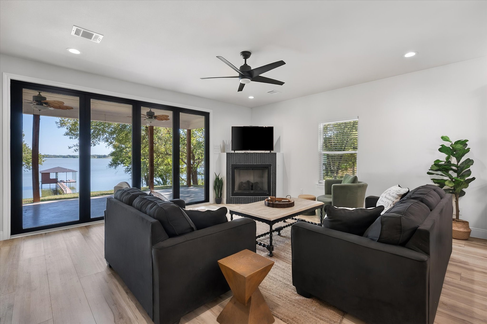 429 Meandering Way