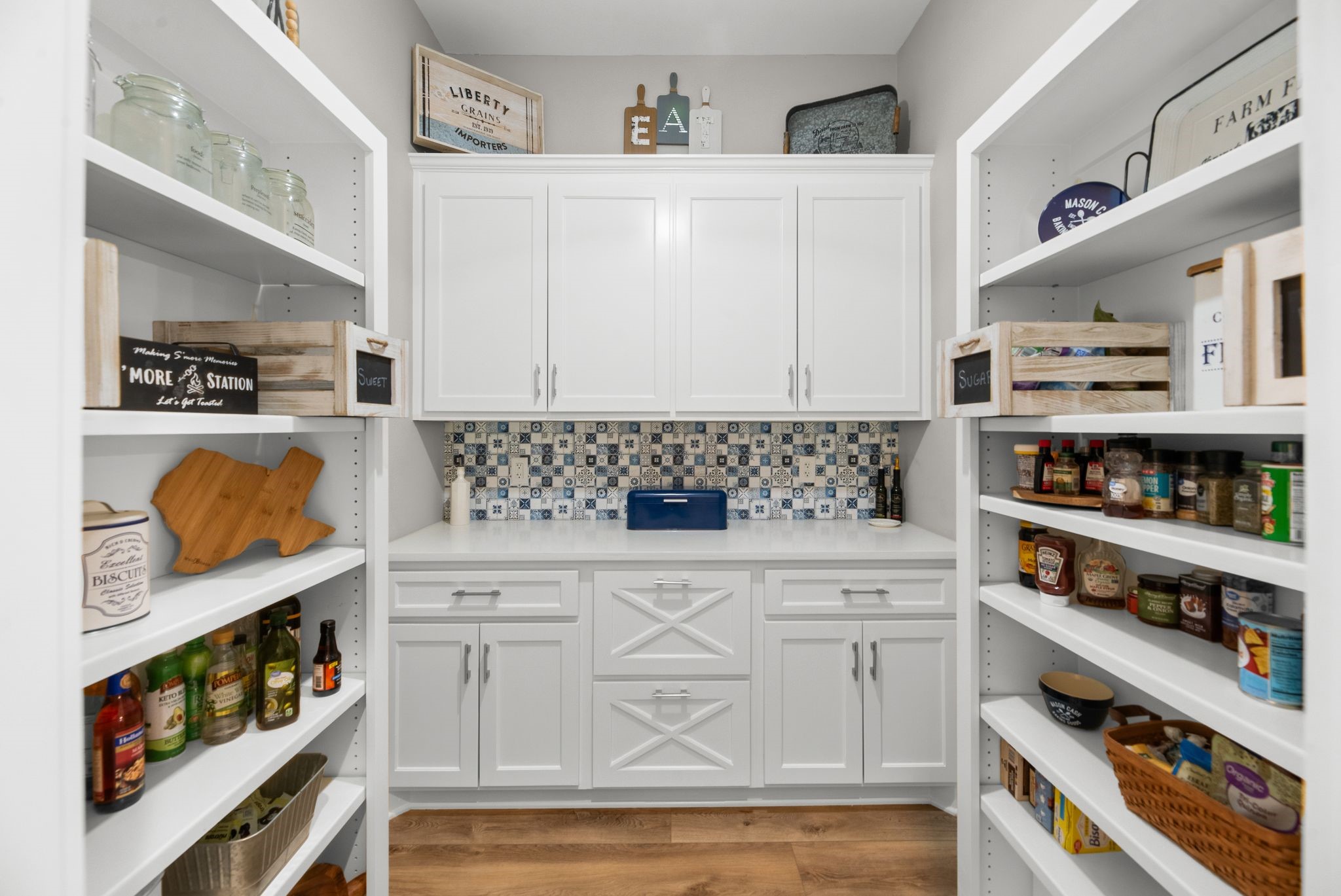 1121 The Shores Drive