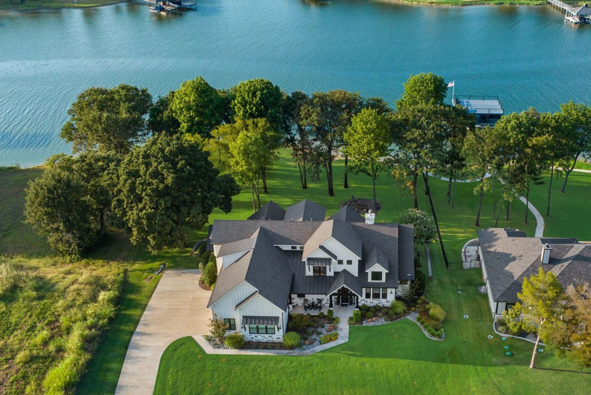 1121 The Shores Drive