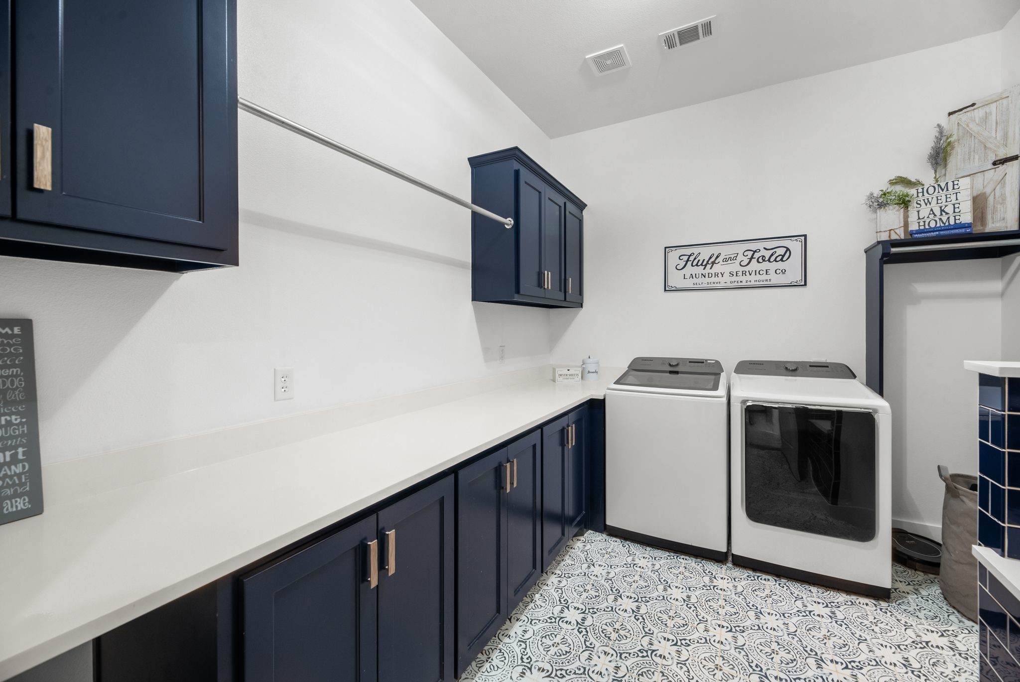 1121 The Shores Drive