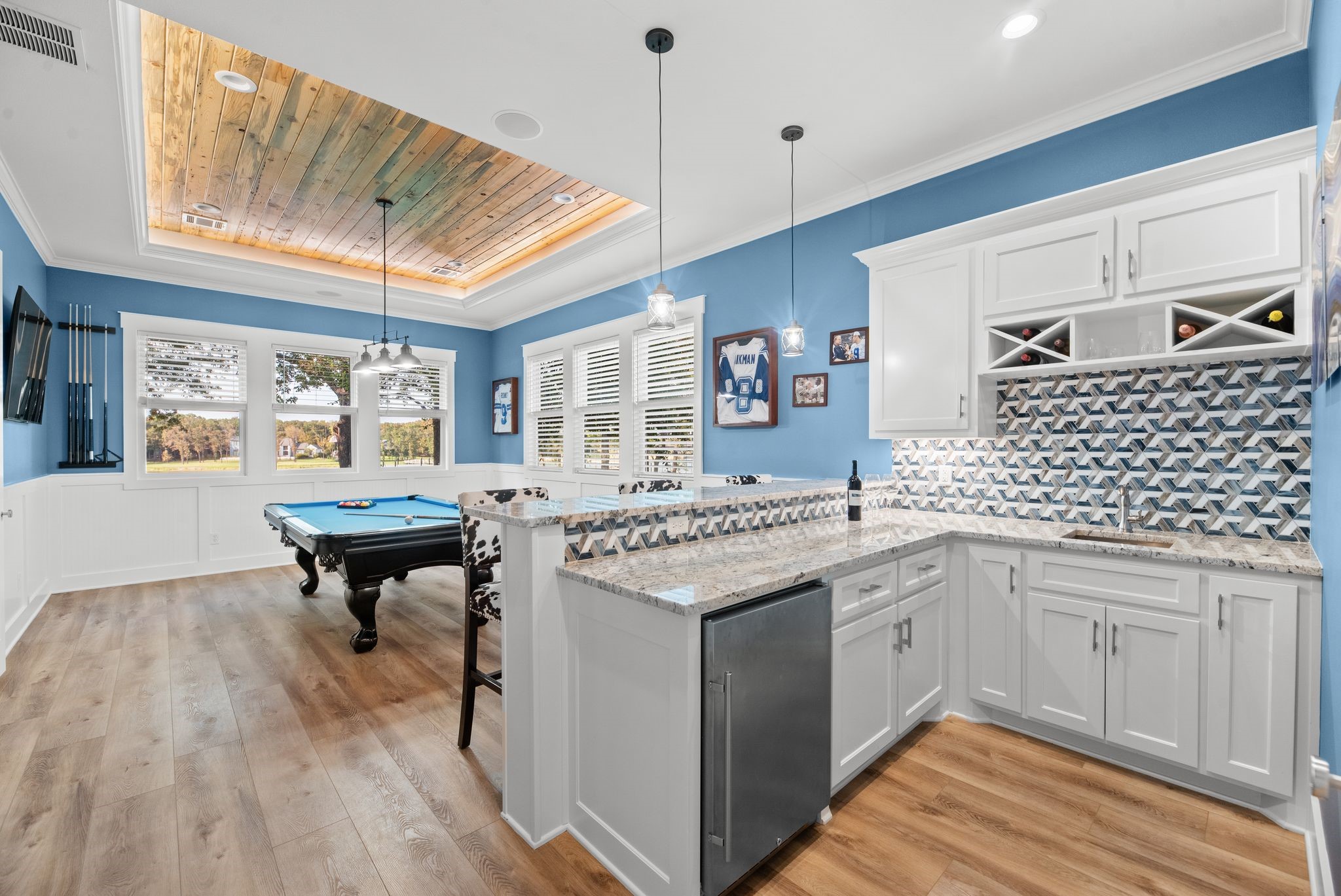 1121 The Shores Drive