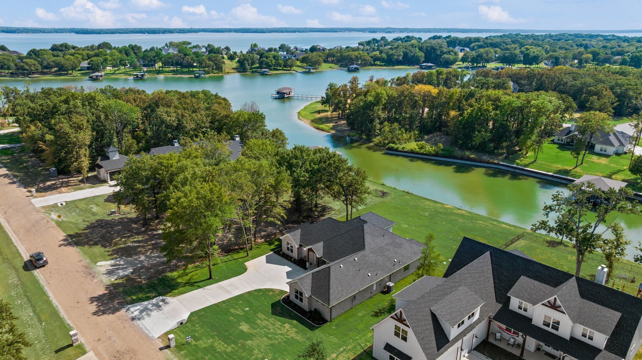 566 Clubhouse Drive