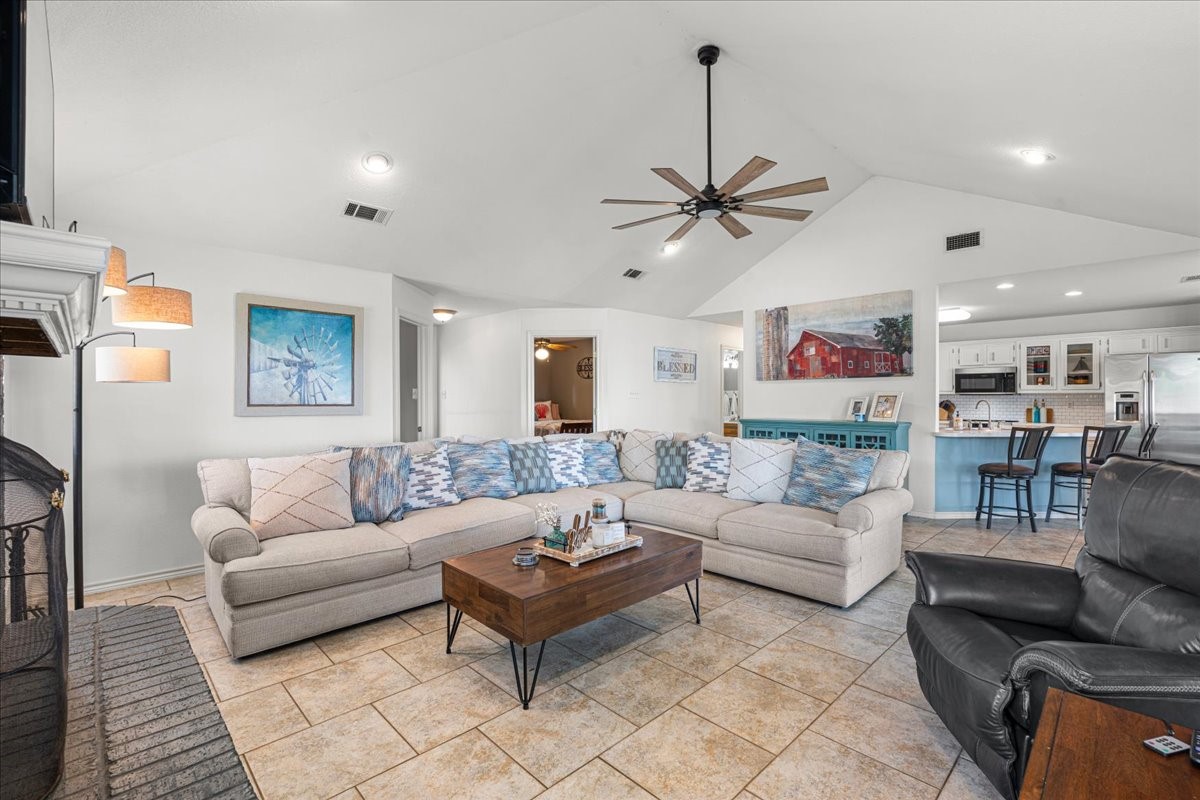 122 Knights Circle