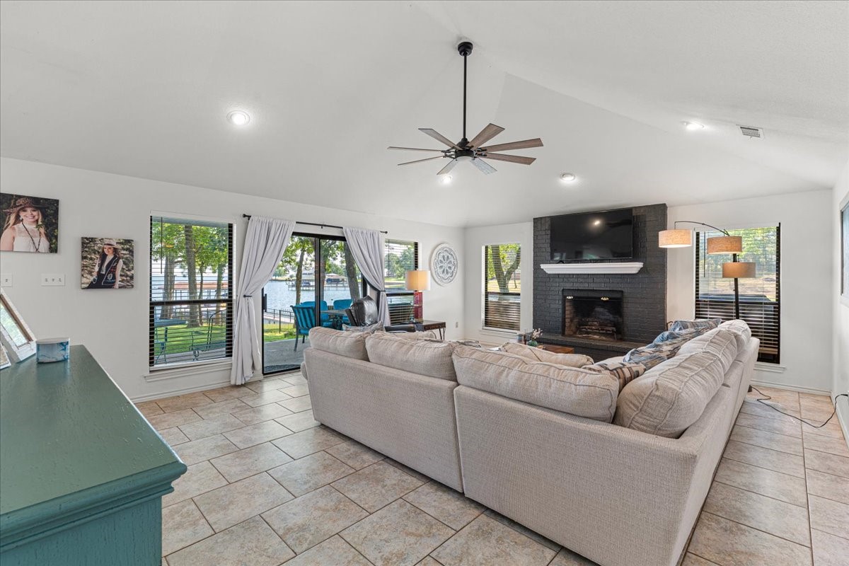 122 Knights Circle