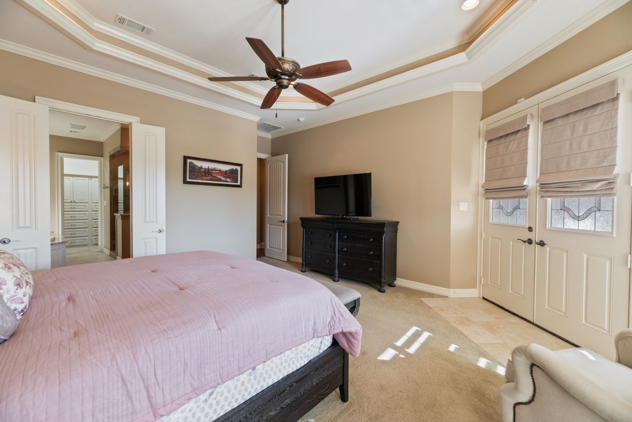 560 Clubhouse Drive