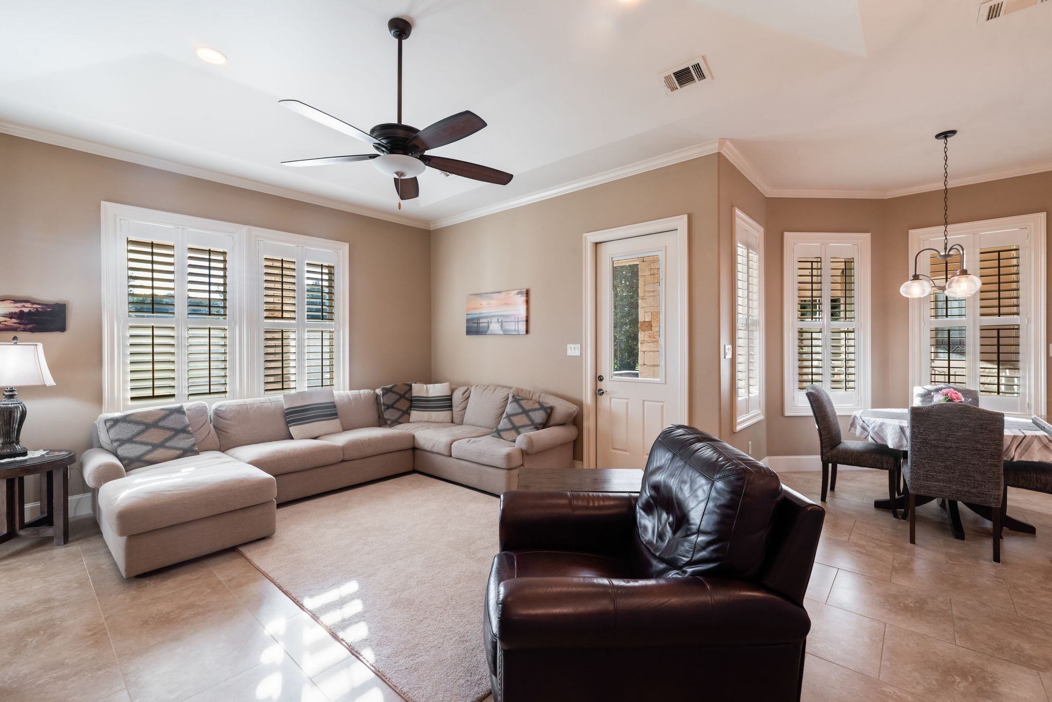 560 Clubhouse Drive