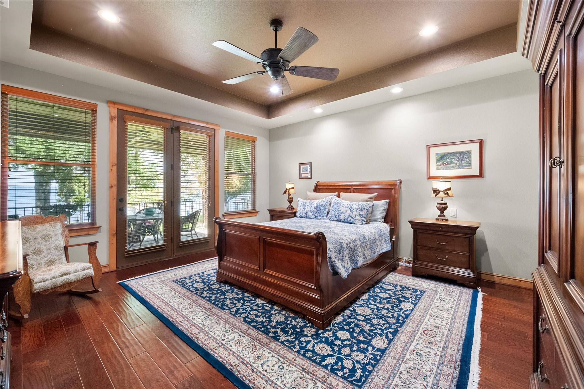 5042 Loper Circle
