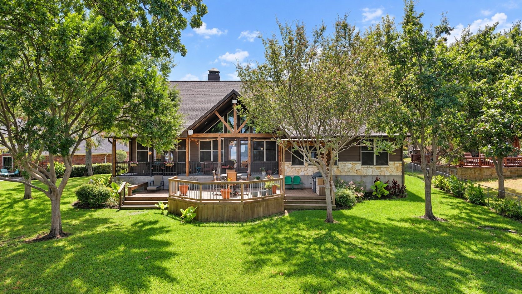 5042 Loper Circle