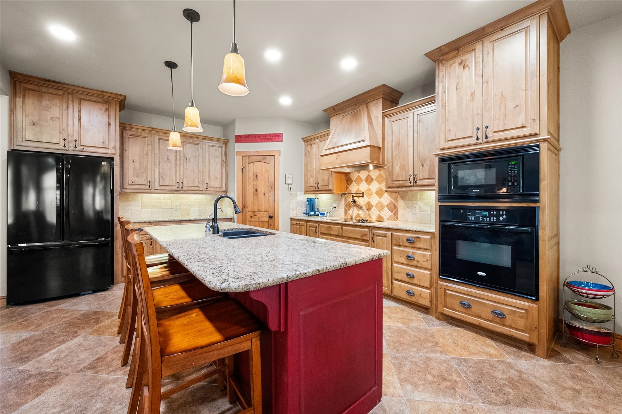 5042 Loper Circle