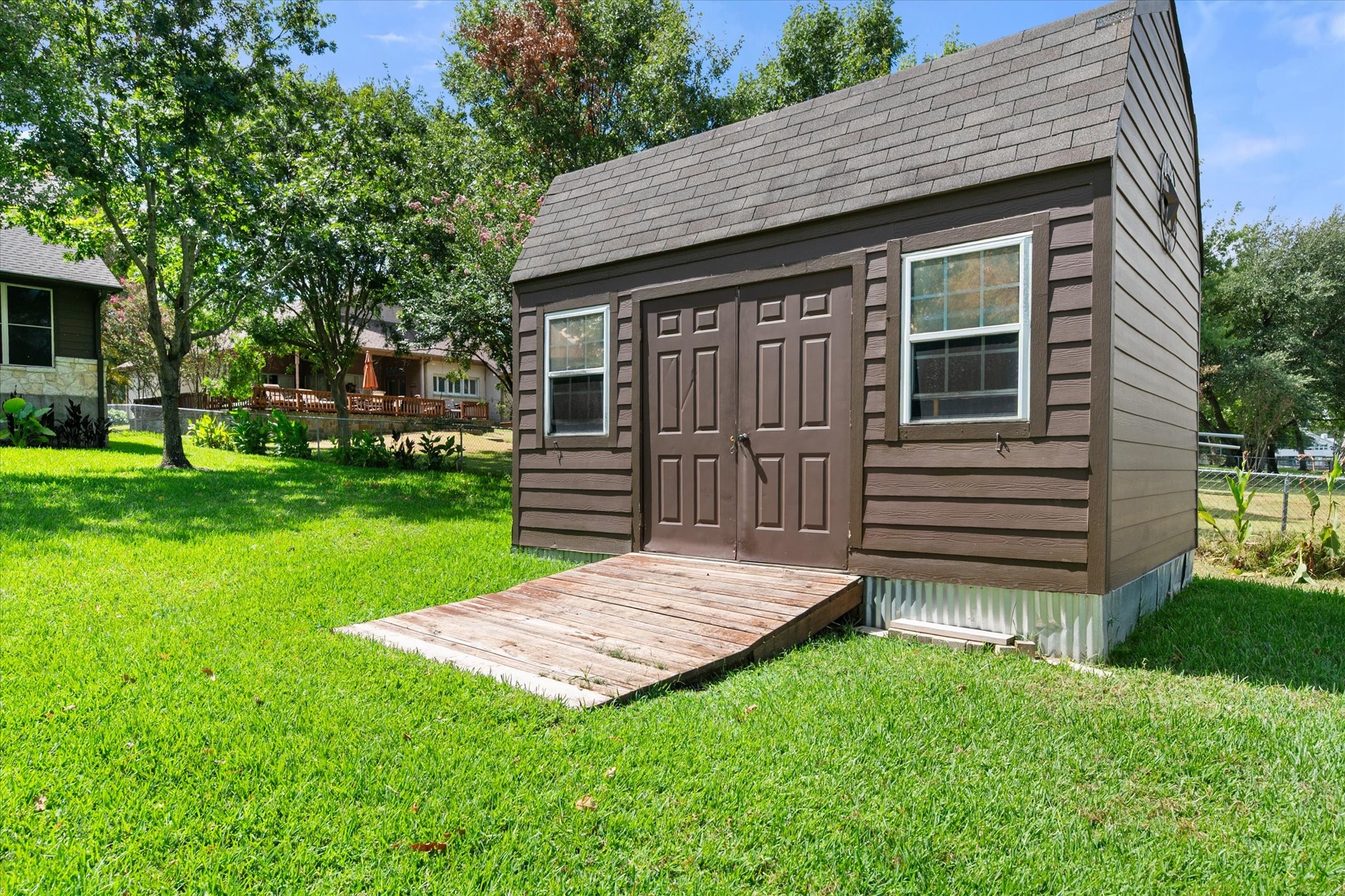 5042 Loper Circle