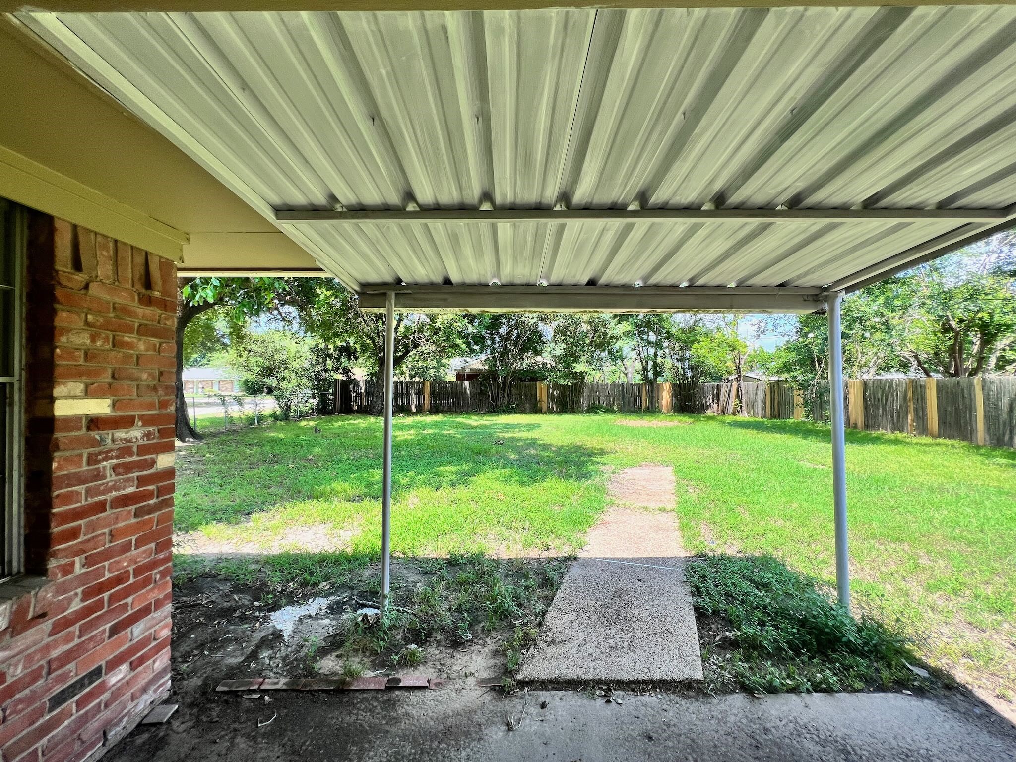 606 N Overlook Drive
