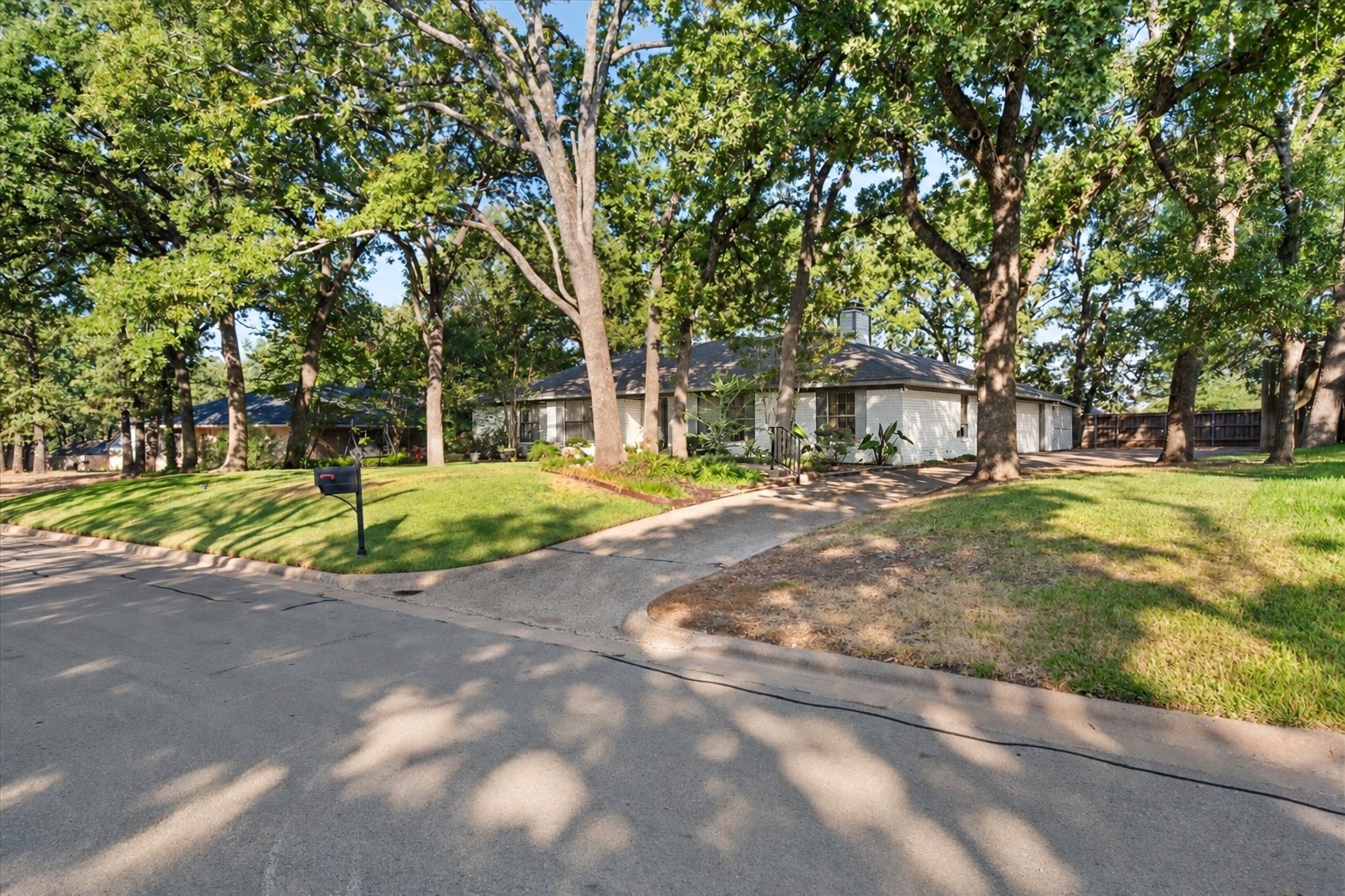 929 Madison Square