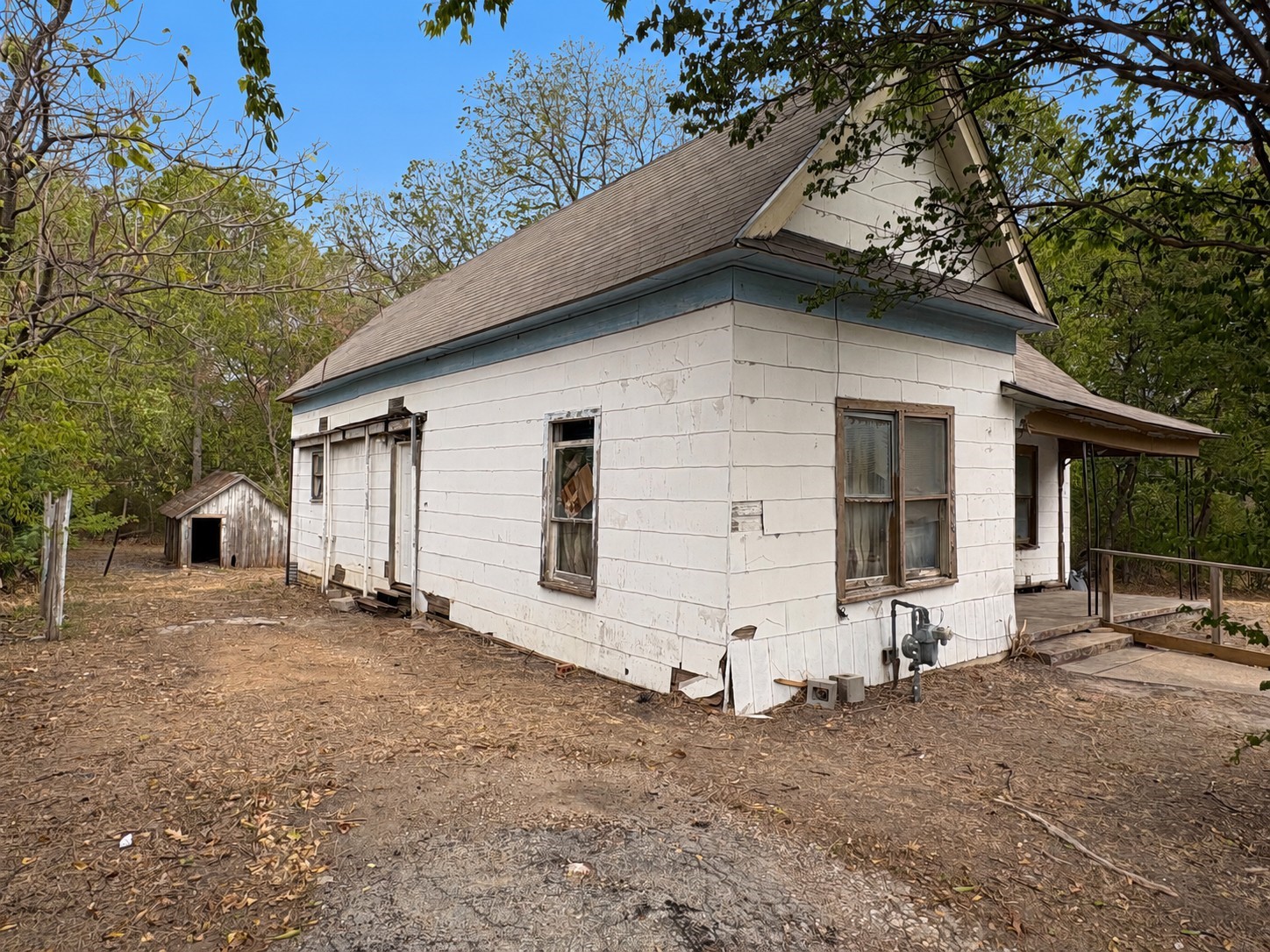 808 W 11th Avenue