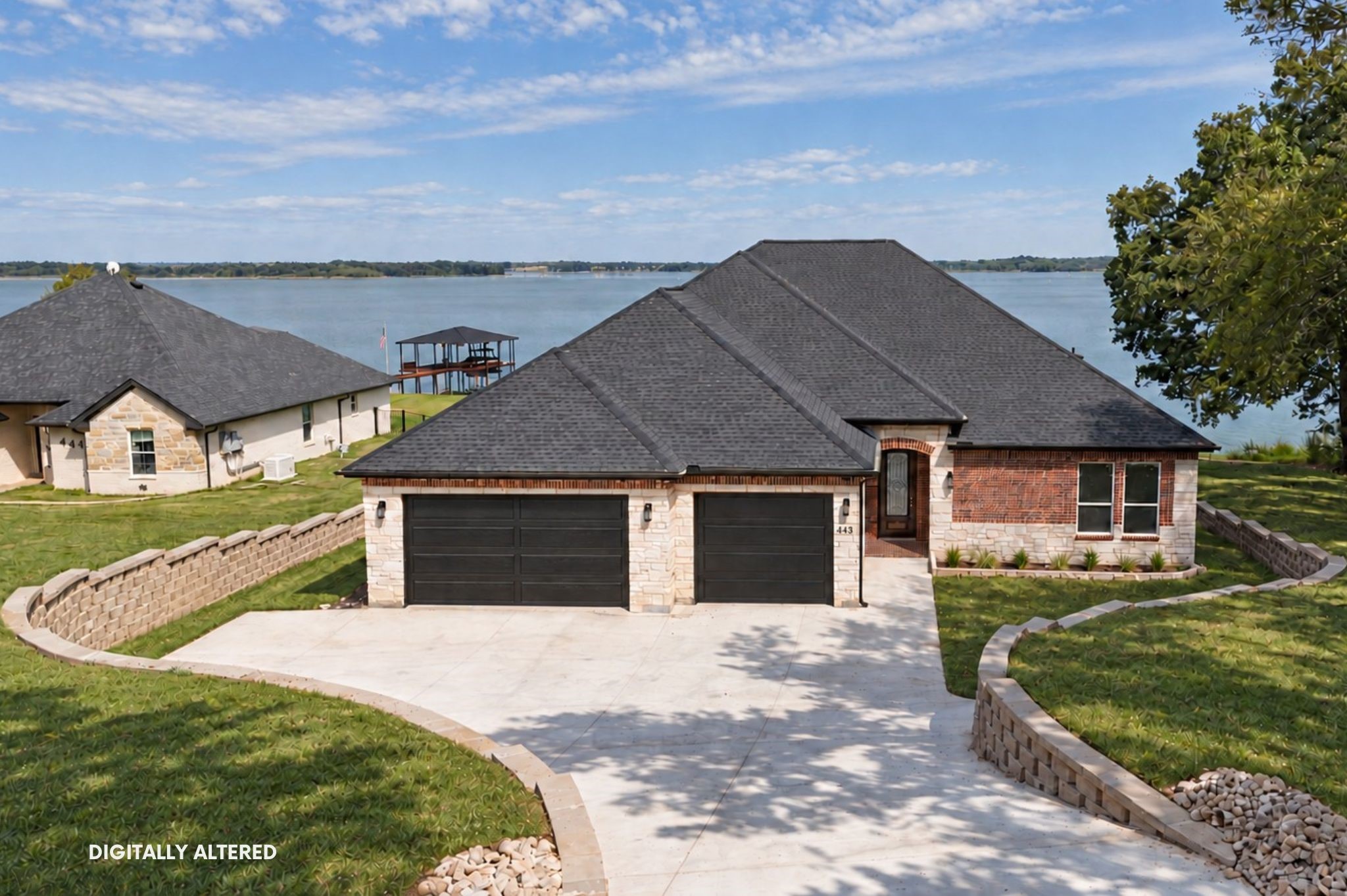 443 Meandering Way