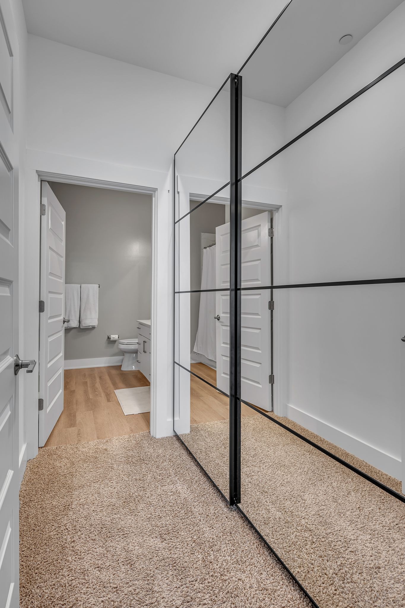 542 Southgate Ave Unit: 303