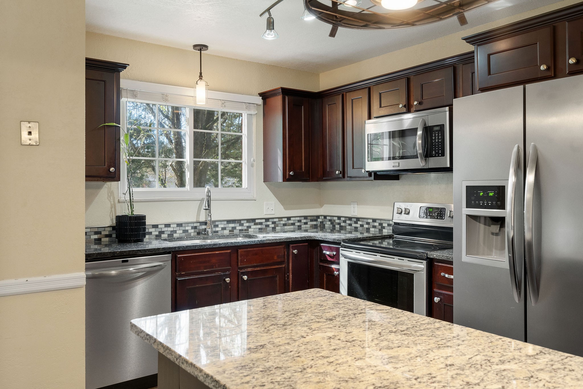 5510 Country Dr Unit: 20