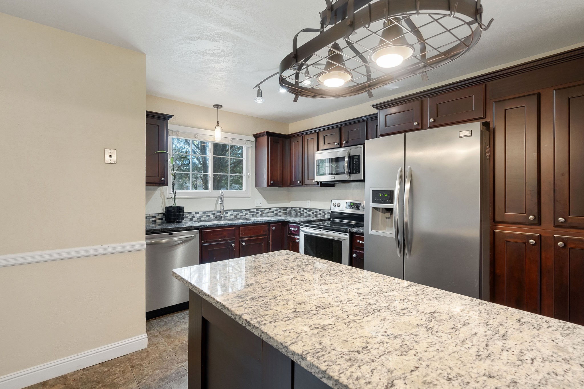 5510 Country Dr Unit: 20