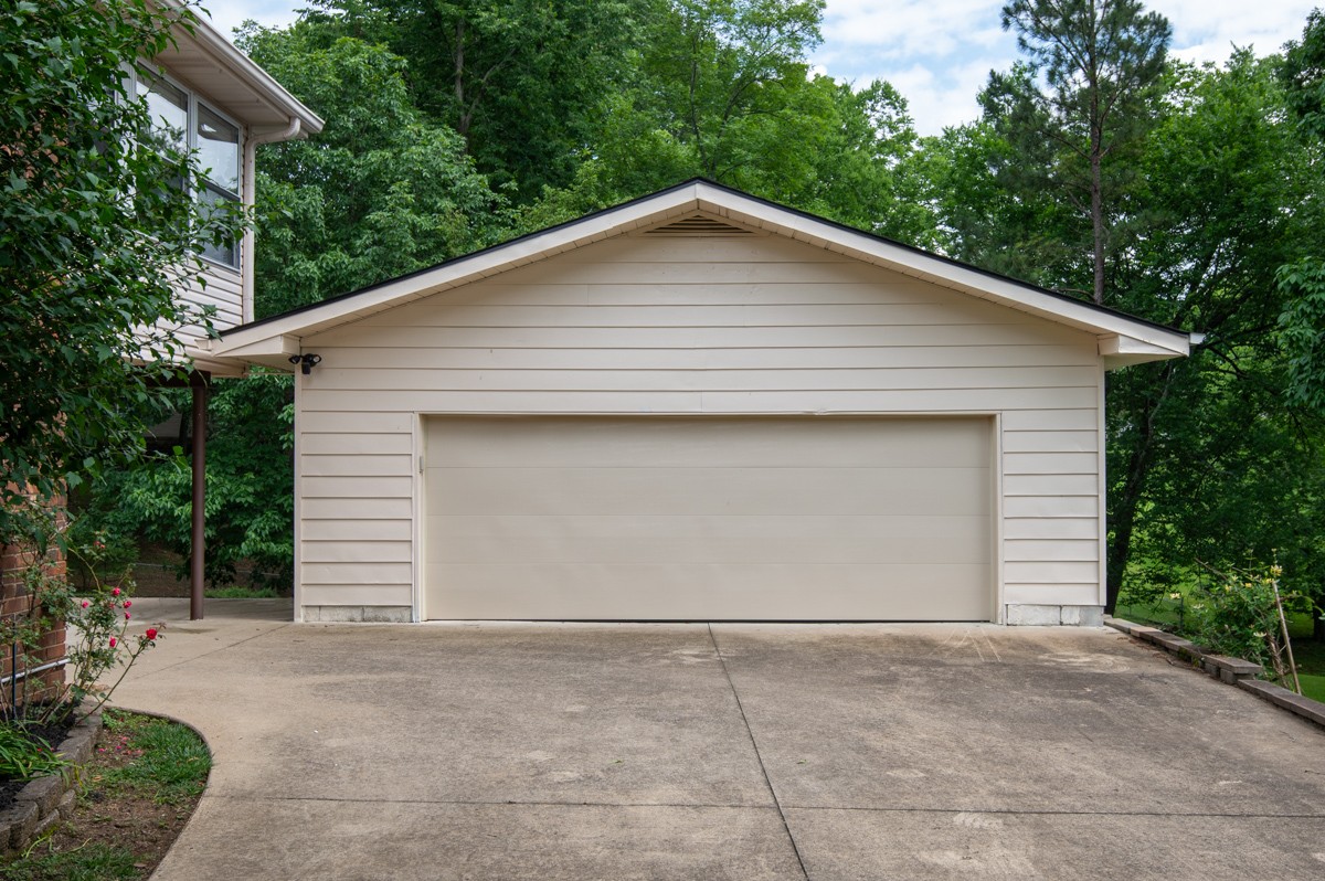 114 Airfloat Dr