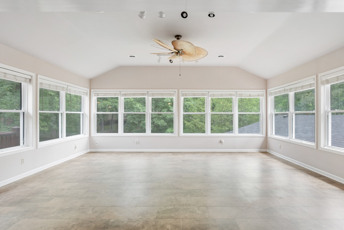 114 Airfloat Dr