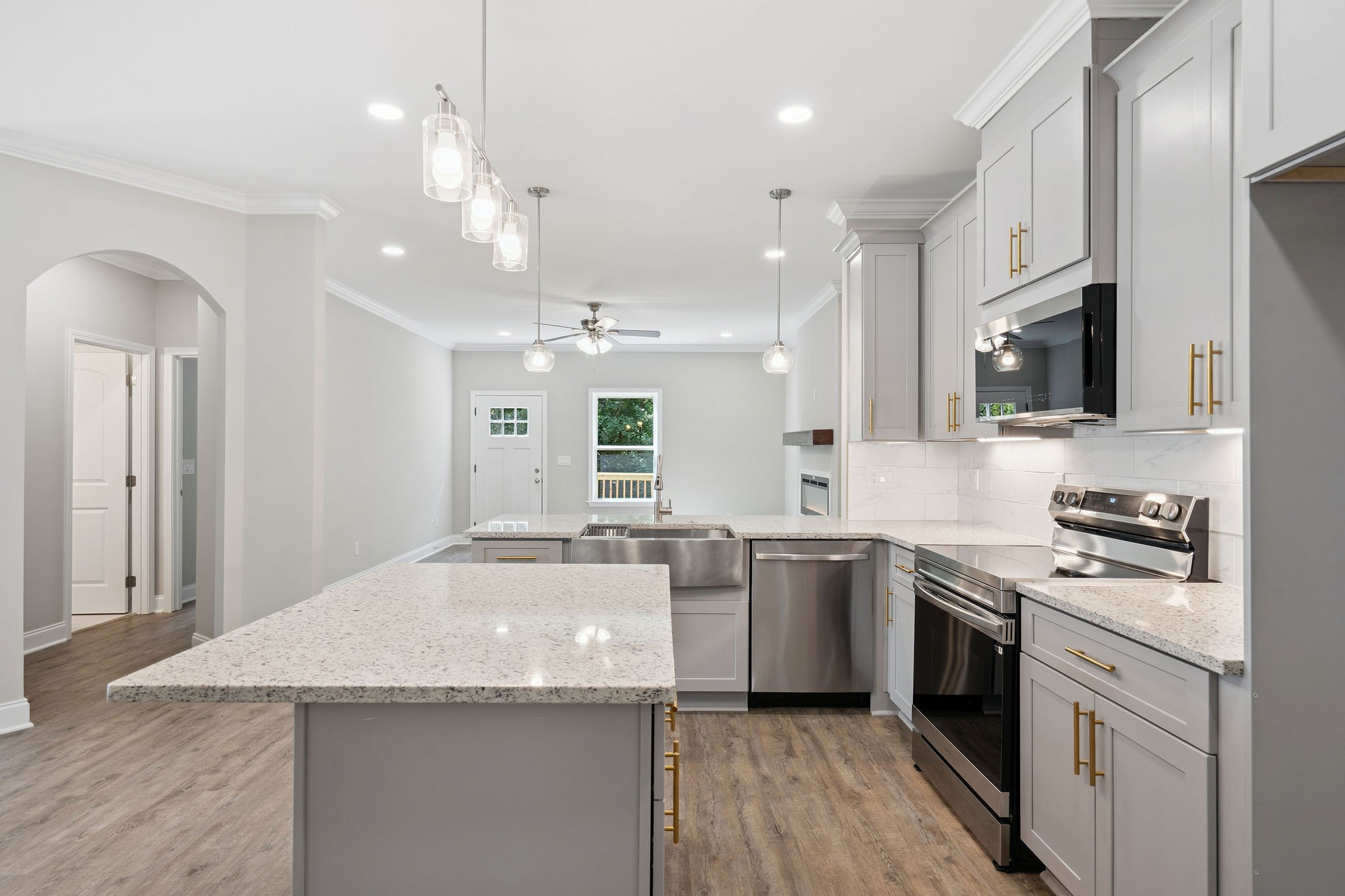518 Meade Ave