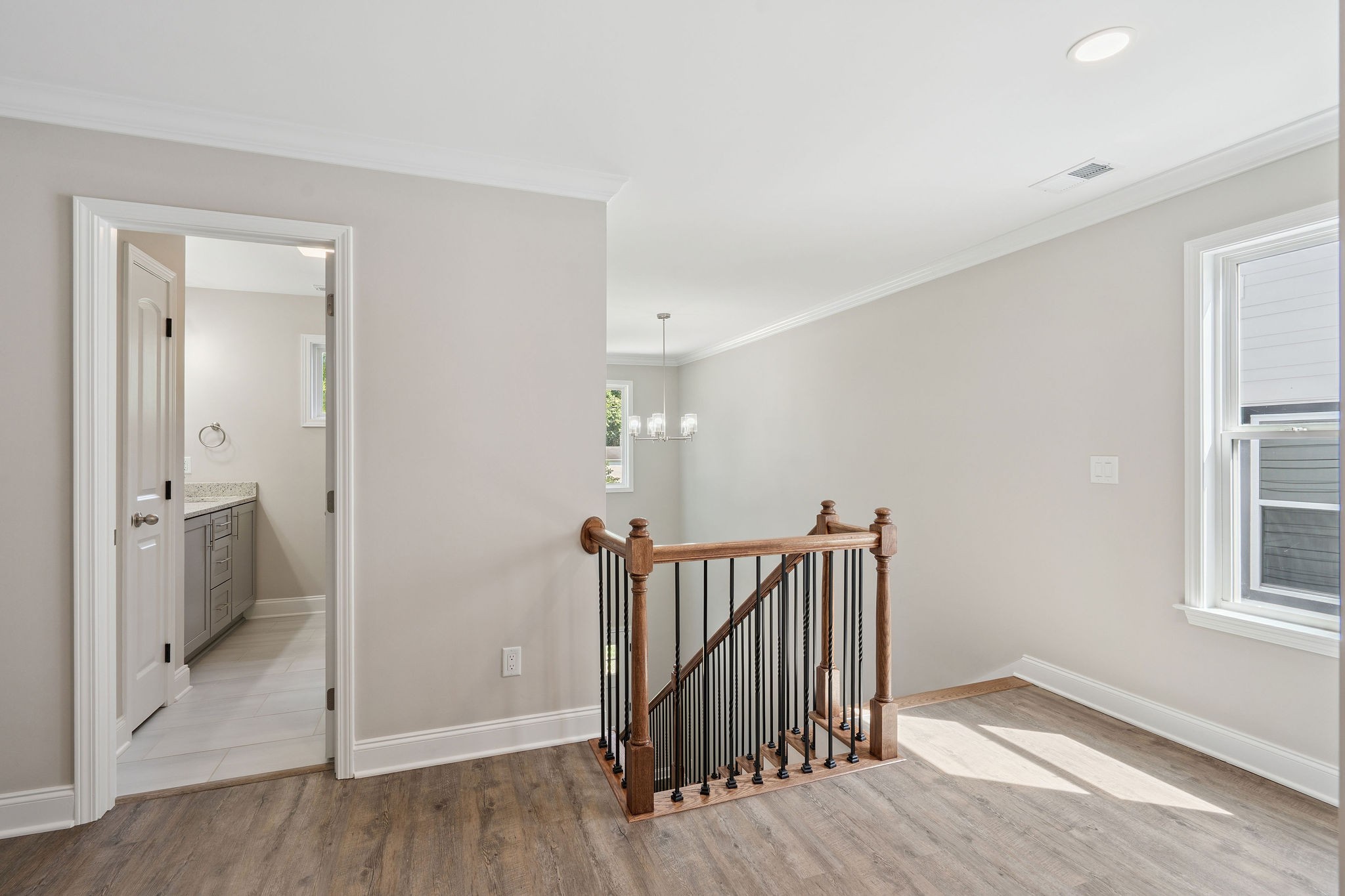518 Meade Ave