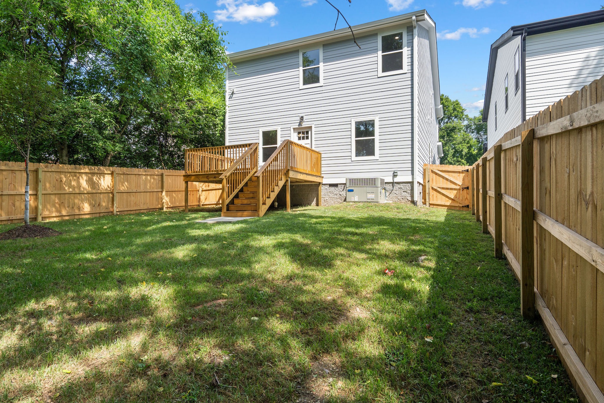 518 Meade Ave