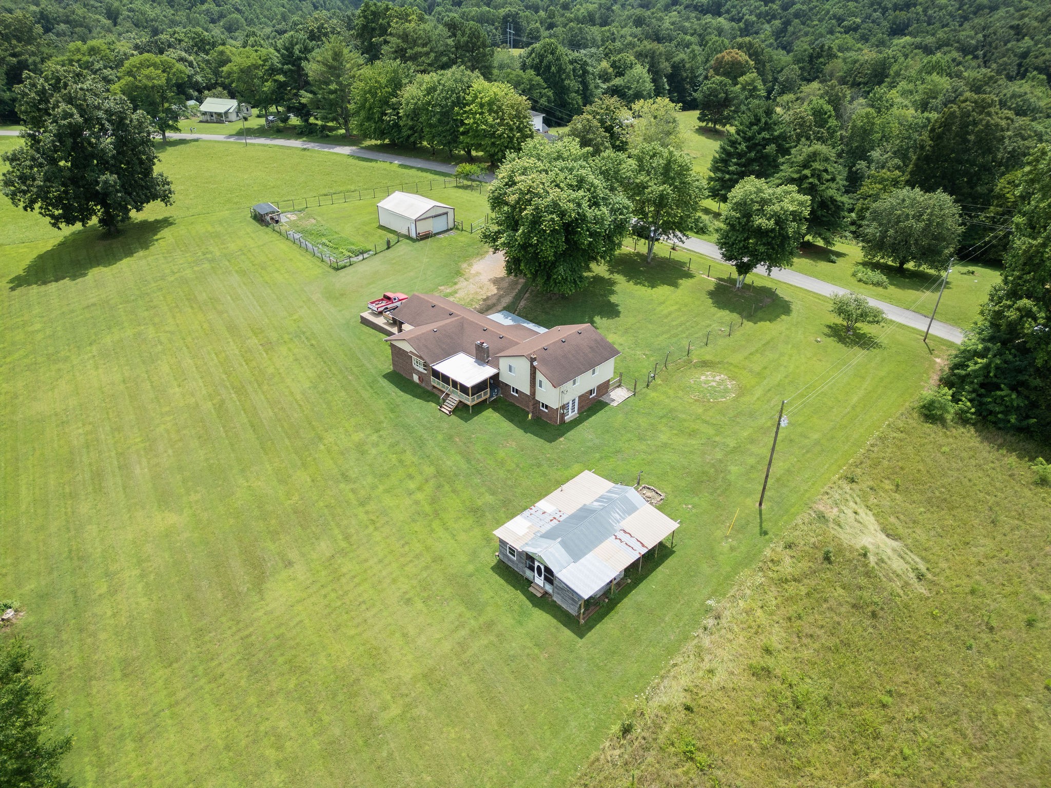 3037 Tunnel Rd
