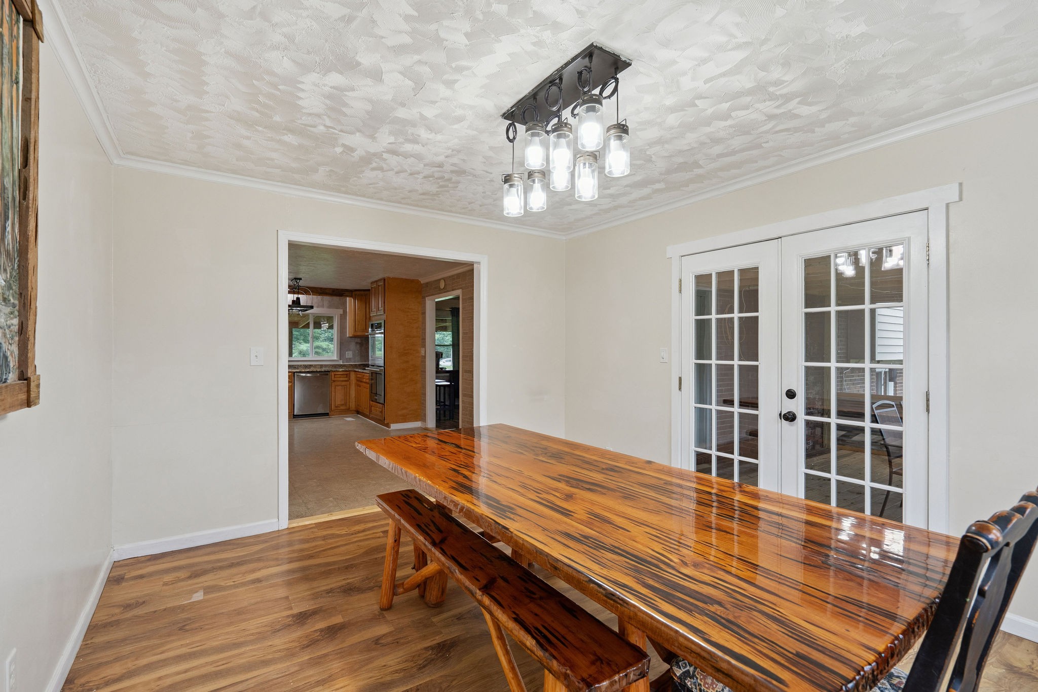 3037 Tunnel Rd