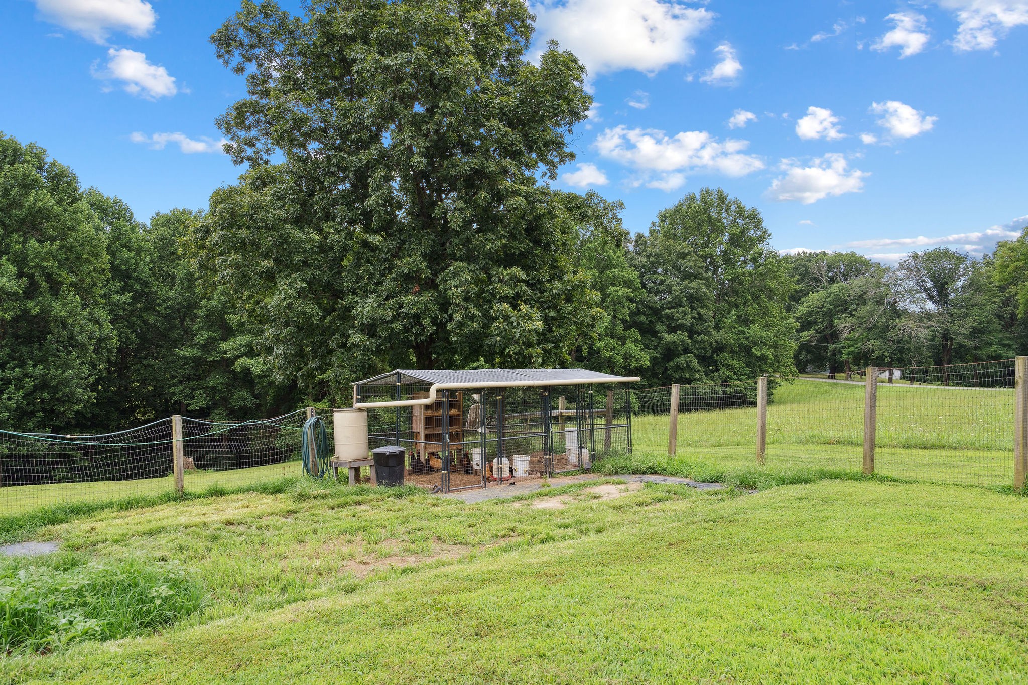 3037 Tunnel Rd
