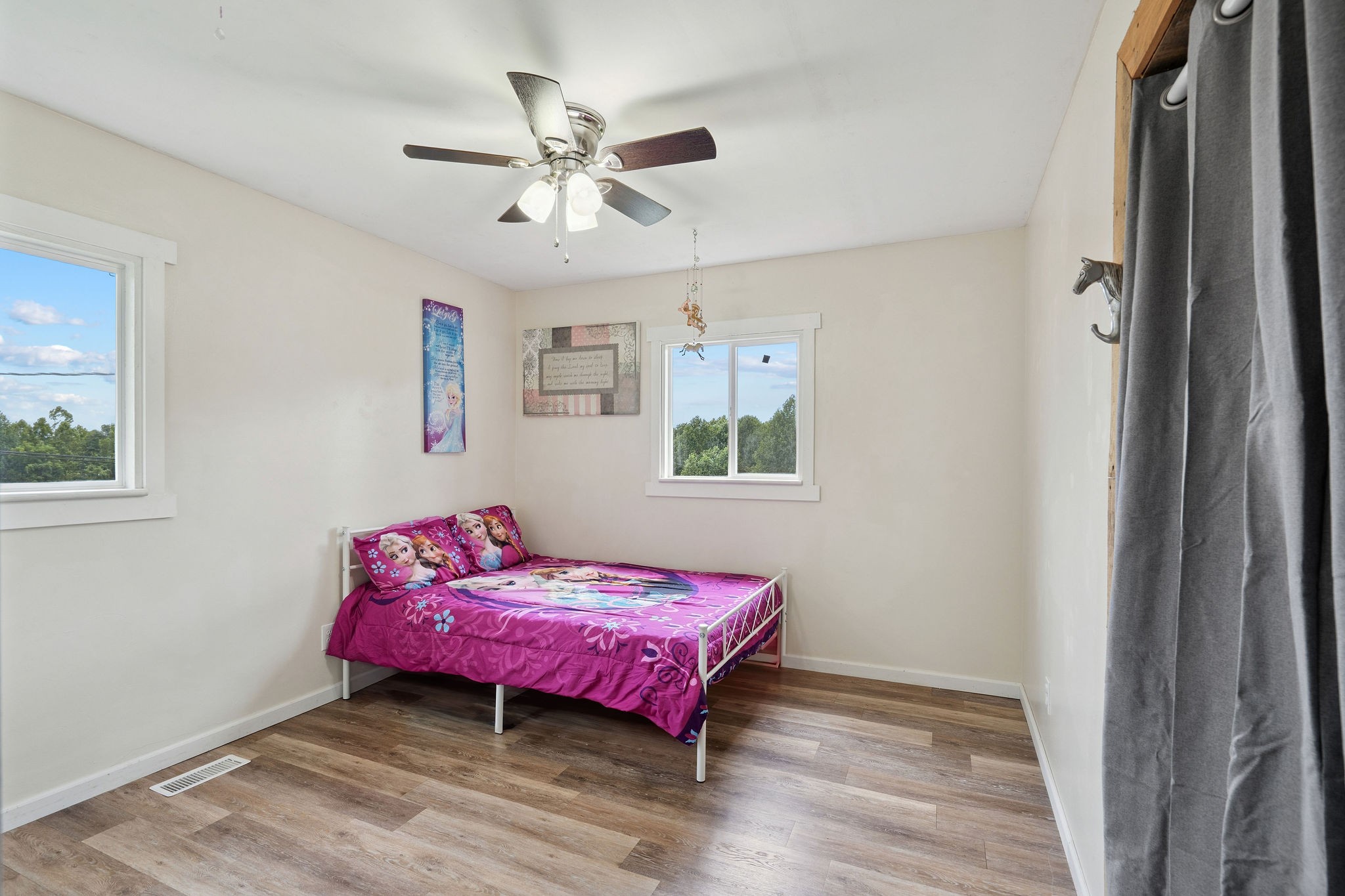 3037 Tunnel Rd