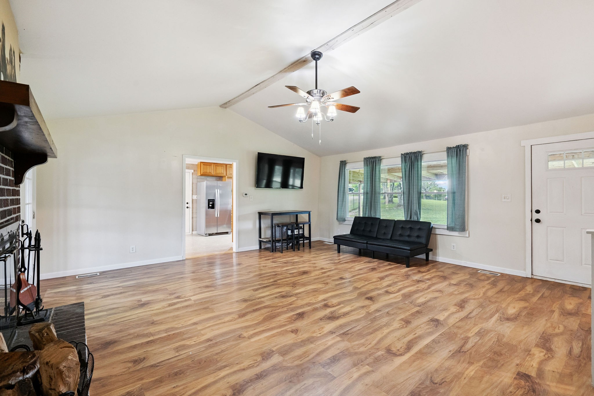 3037 Tunnel Rd