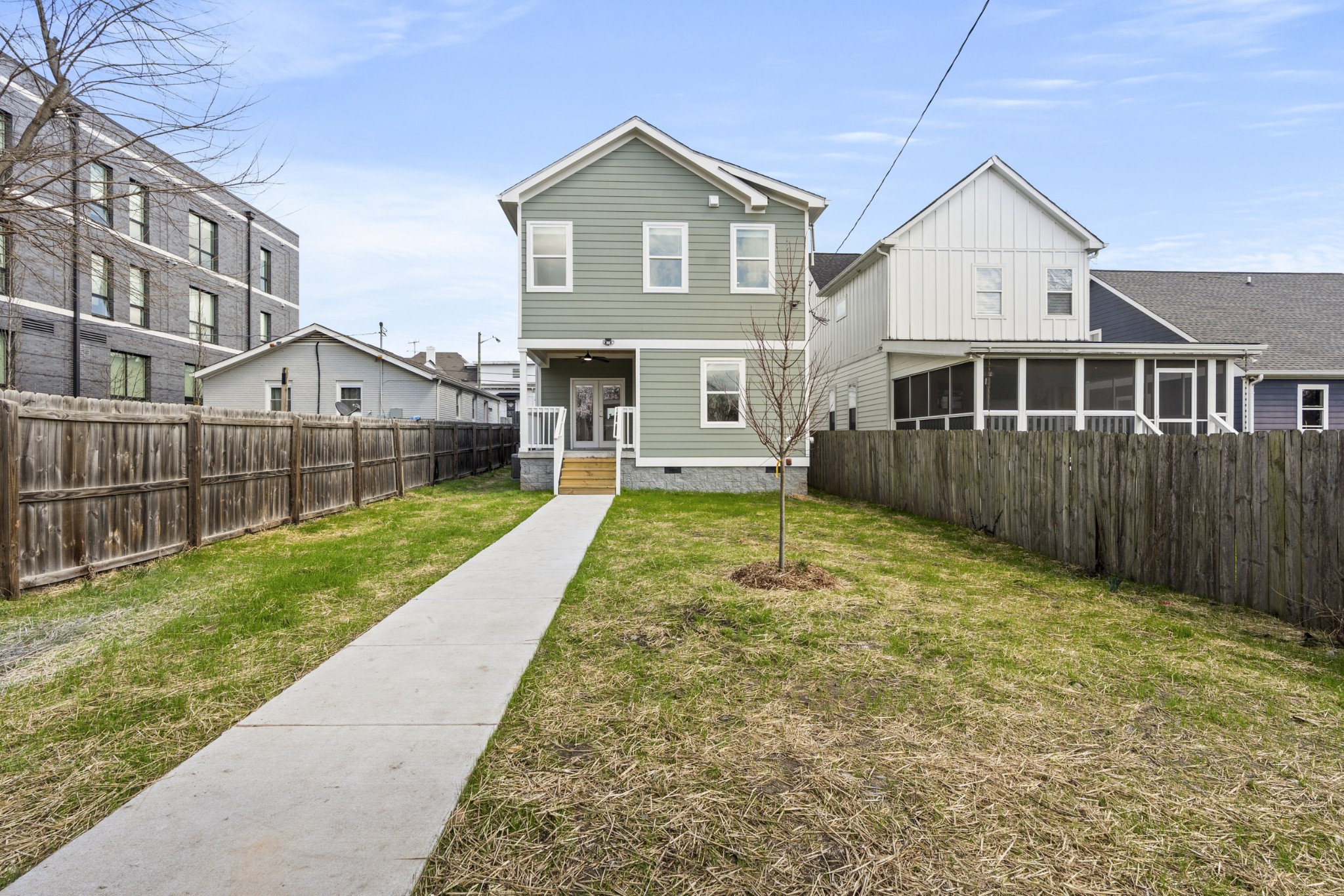 1751 16th Ave, N