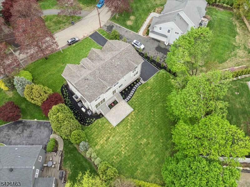 34 Crestview Ave